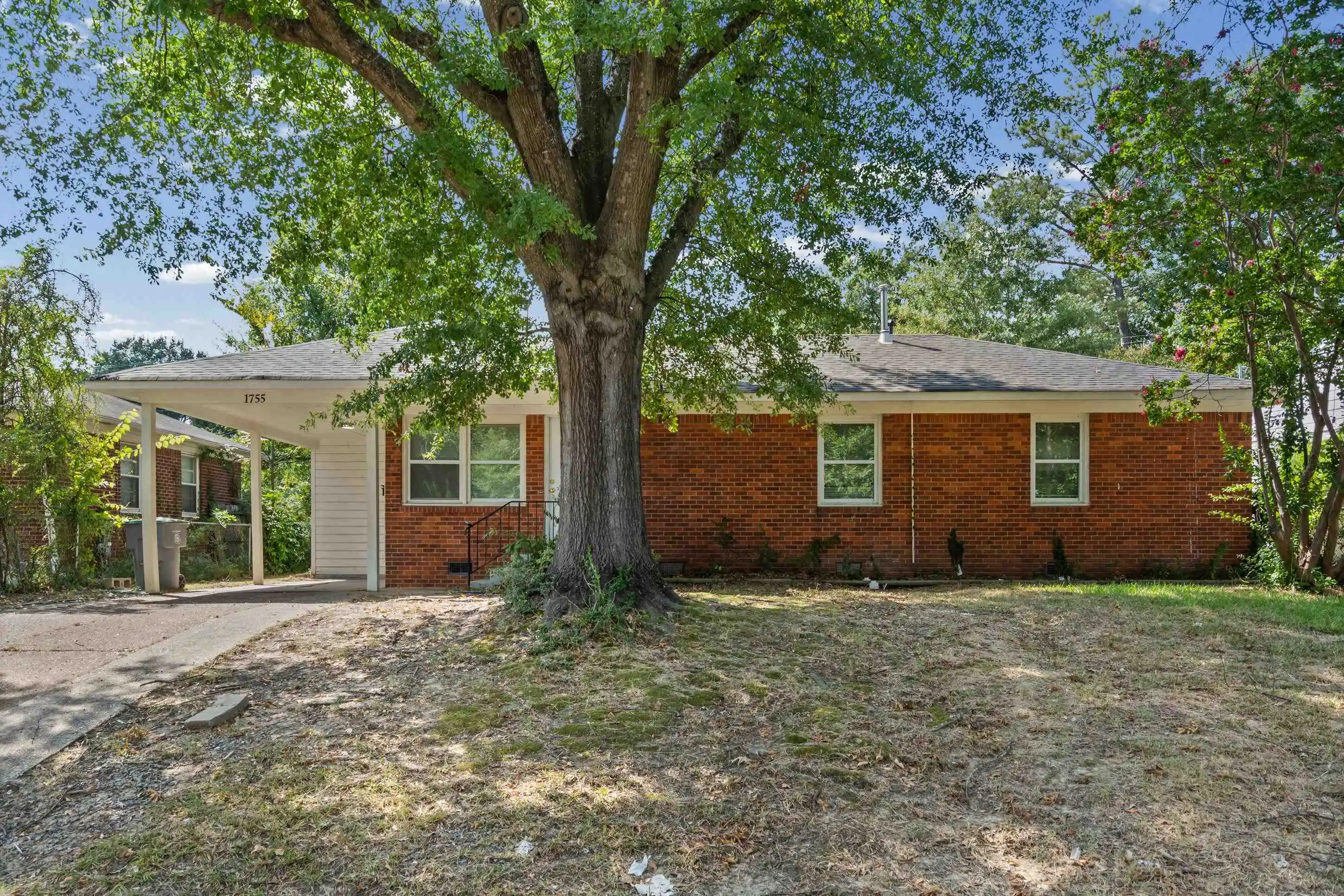 Photo 1 of Single family home for sale at 1755 Dorrie Ln, Memphis, TN 38117 | MLS# 10230356 | Listing updated on 2026-09-13