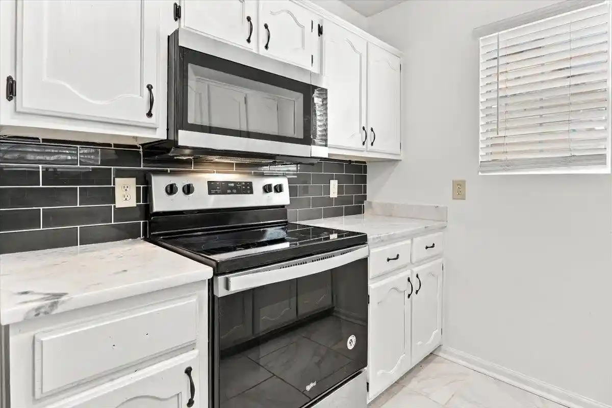 Photo 2 of Single family home for sale at 7938 Macon Rd, Cordova, TN 38018 | MLS# 10230370 | Listing updated on 2026-10-05