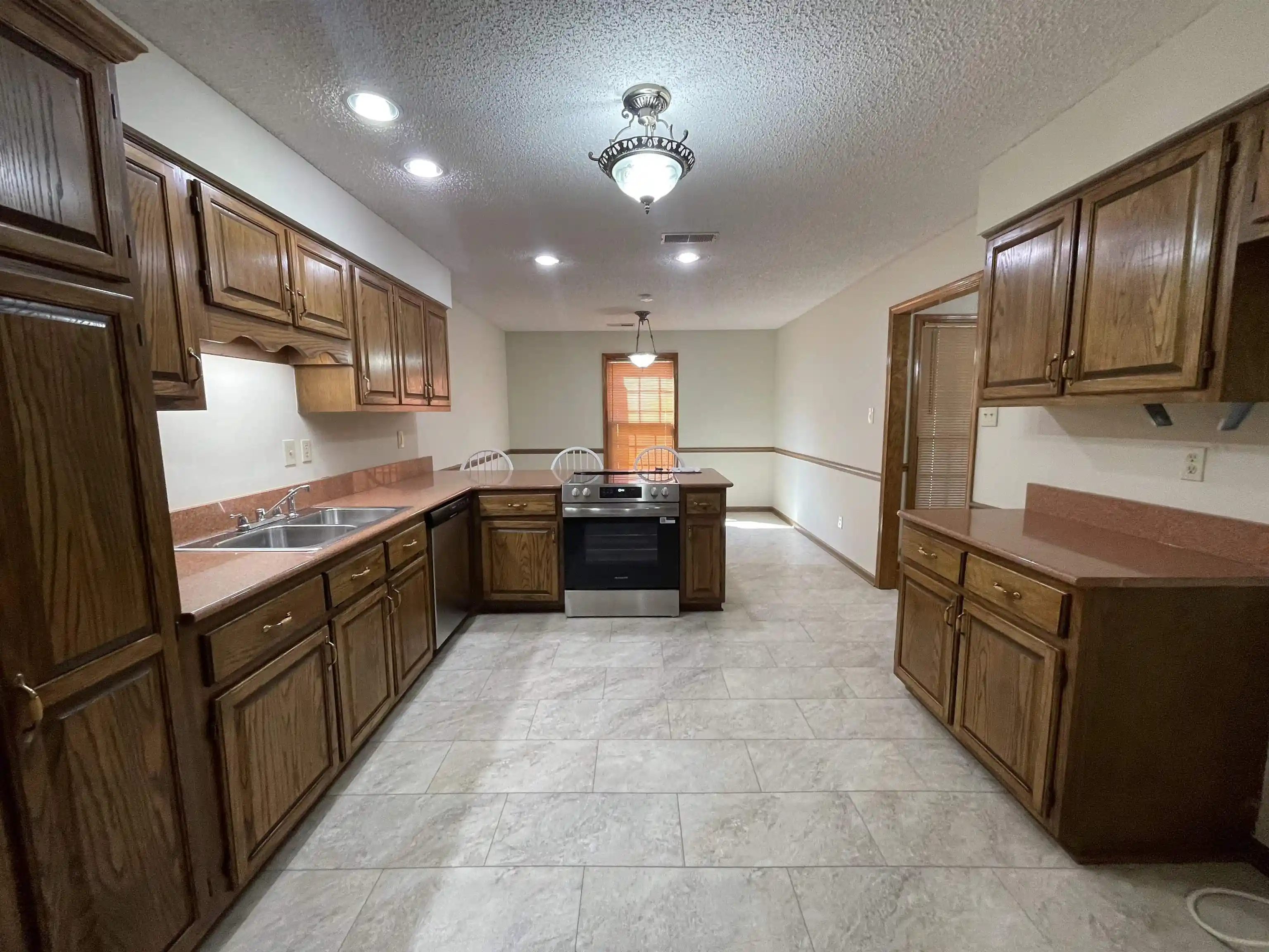 Photo 2 of Single family home for sale at 556 Burnett Ln, Covington, TN 38019 | MLS# 10230406 | Listing updated on 2026-09-14