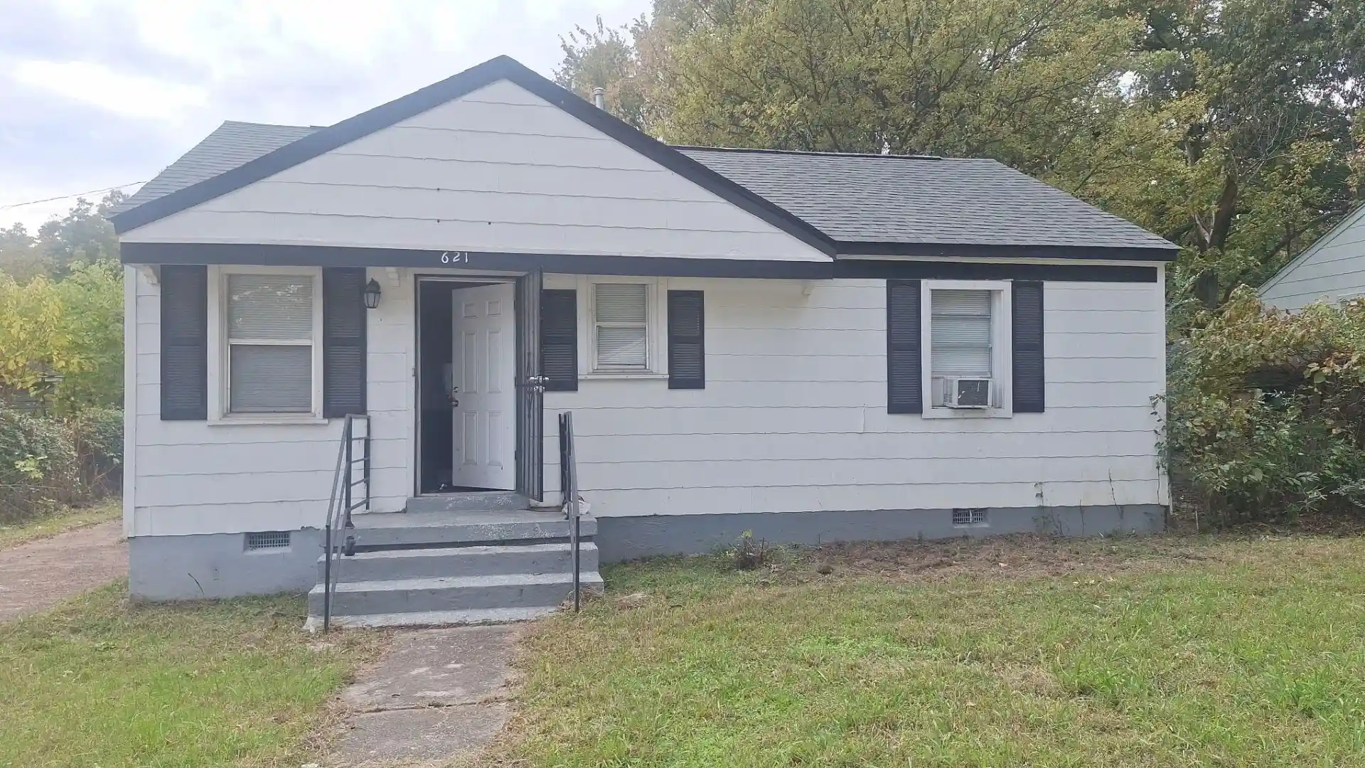 Photo 1 of Single family home for sale at 621 Orchard Ave, Memphis, TN 38127 | MLS# 10230410 | Listing updated on 2026-09-14