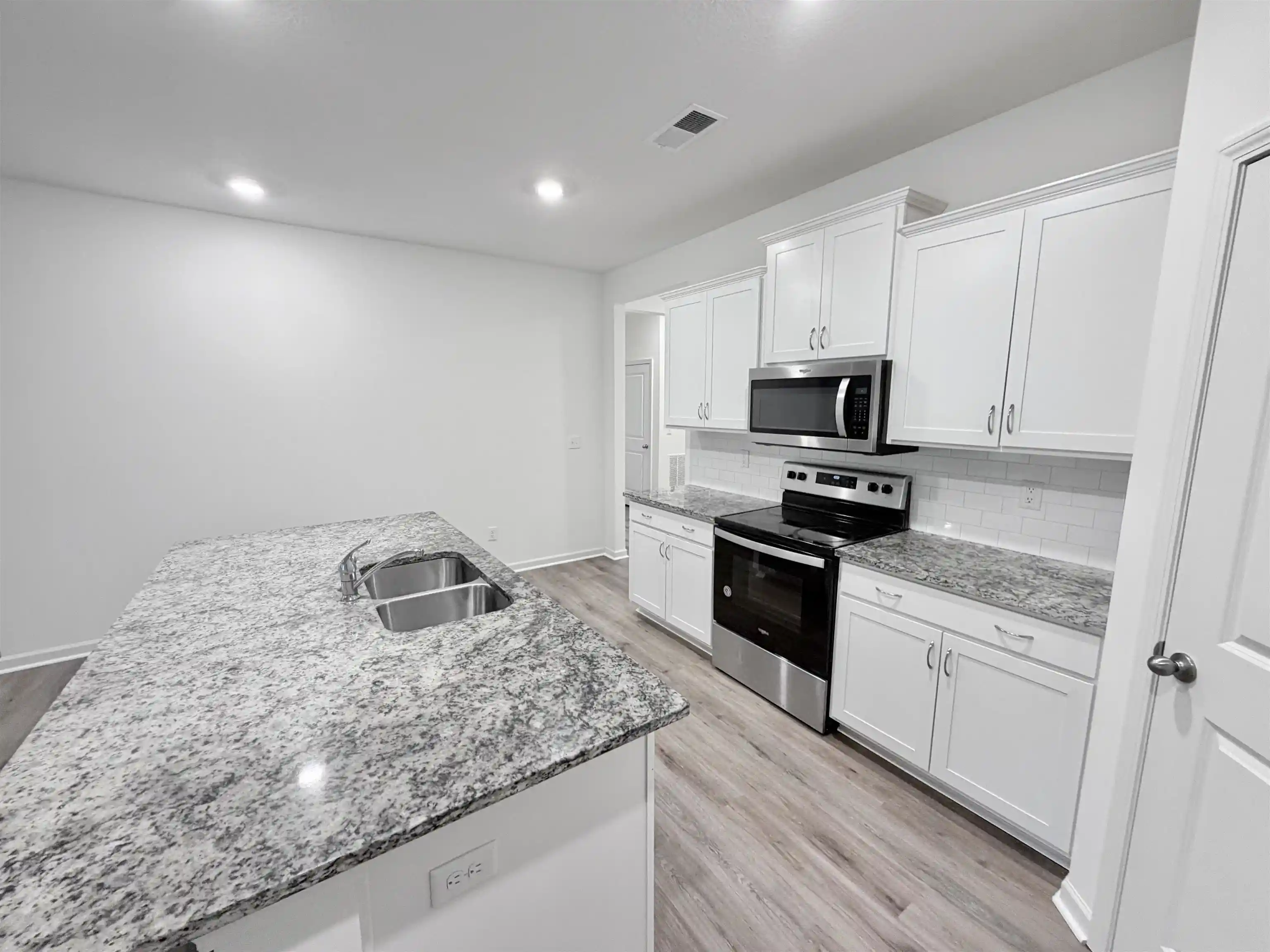 Photo 2 of Single family home for sale at 375 Beau Tisdale Dr, Oakland, TN 38060 | MLS# 10230416 | Listing updated on 2026-09-24