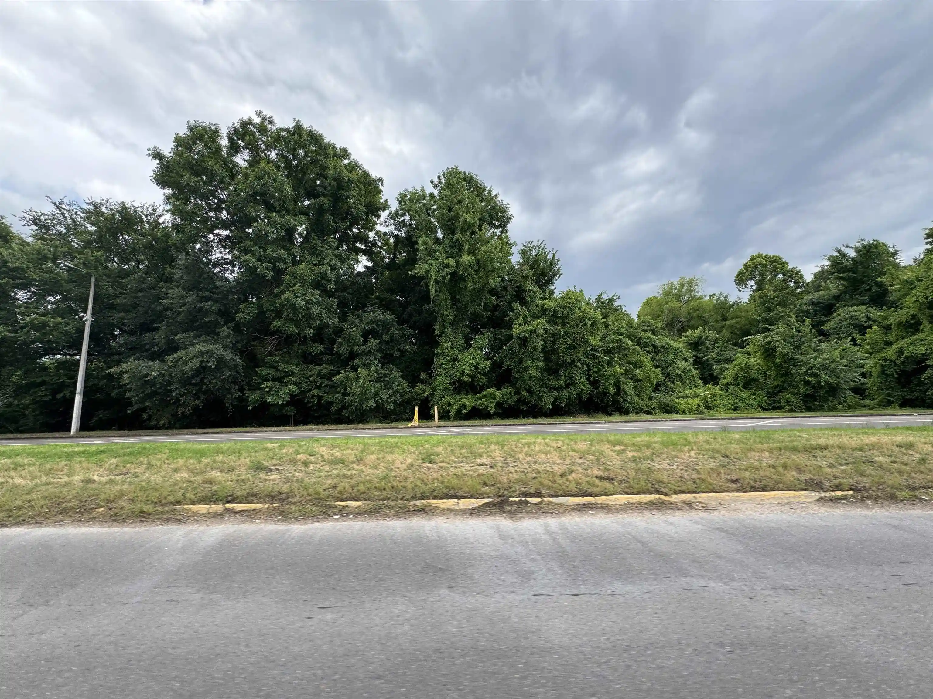 Photo 1 of Sale Pending at 5105 Pleasant View Rd, Memphis, TN 38134 | MLS# 10230426 | Listing updated on 2026-09-14
