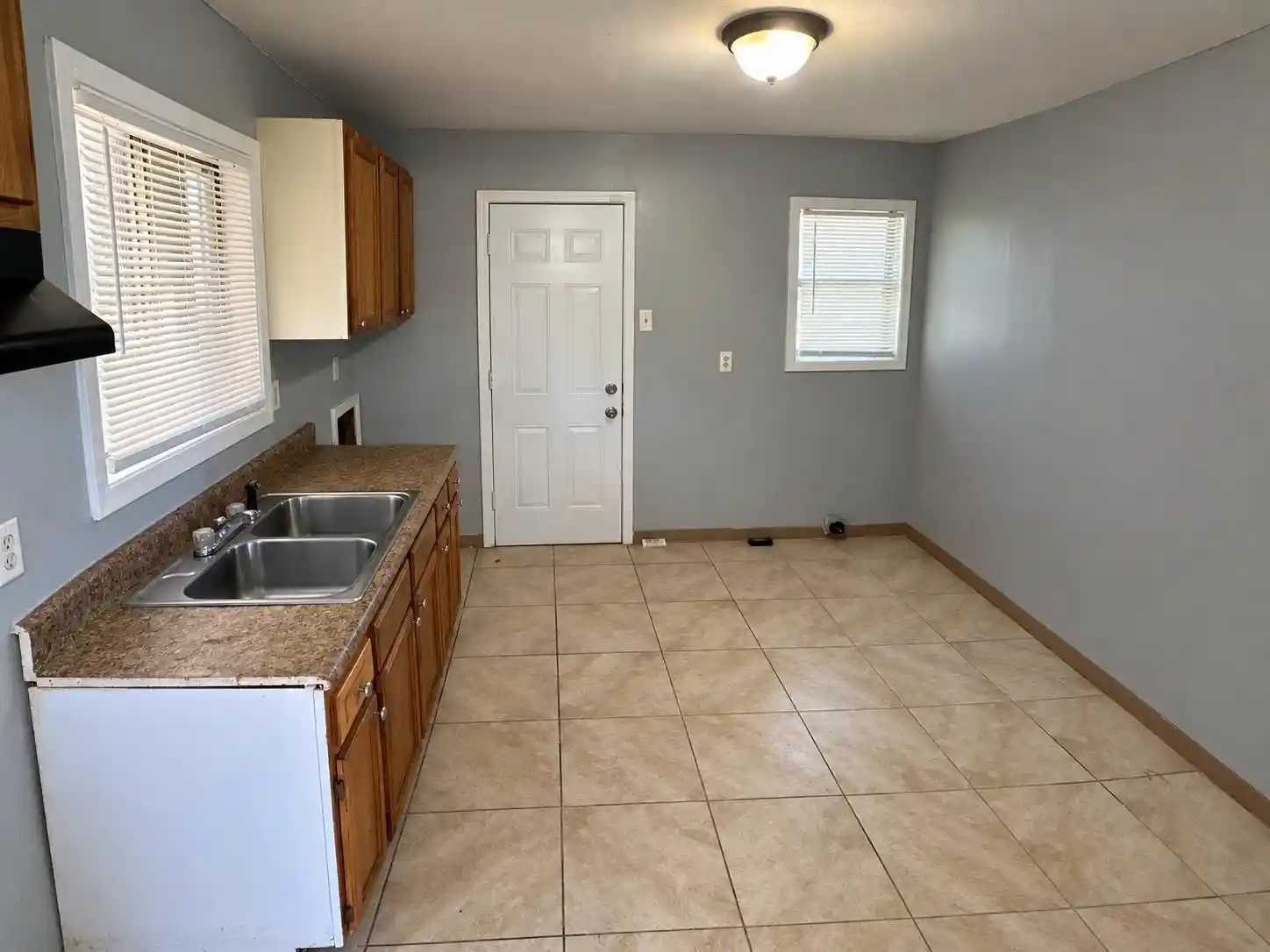 Photo 4 of Single family home for sale at 646 Western Park Dr, Memphis, TN 38109 | MLS# 10230427 | Listing updated on 2026-09-14