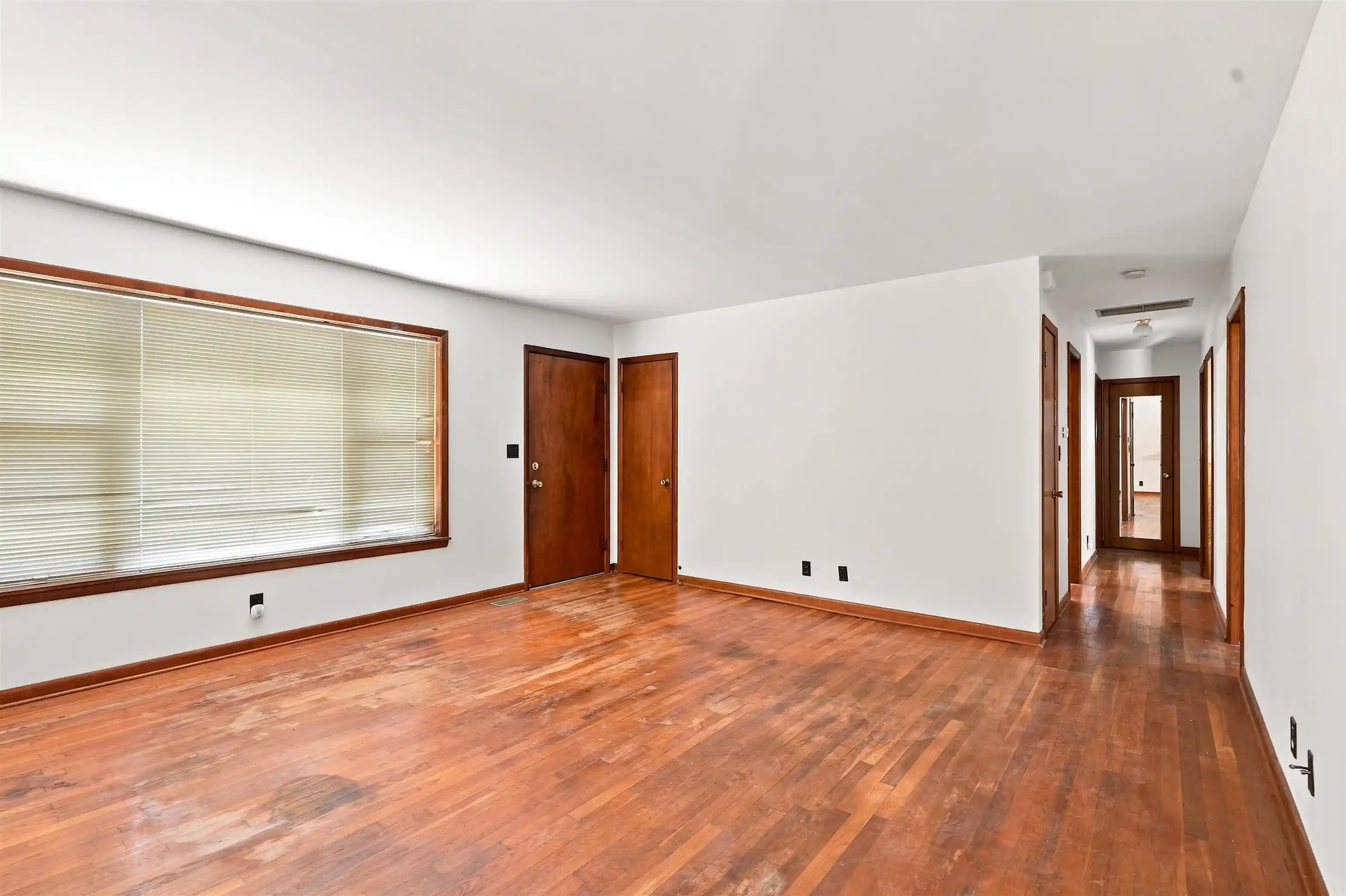 Photo 4 of Single family home for sale at 8965 Old 64 Hwy, Bolivar, TN 38008 | MLS# 10230445 | Listing updated on 2026-09-15
