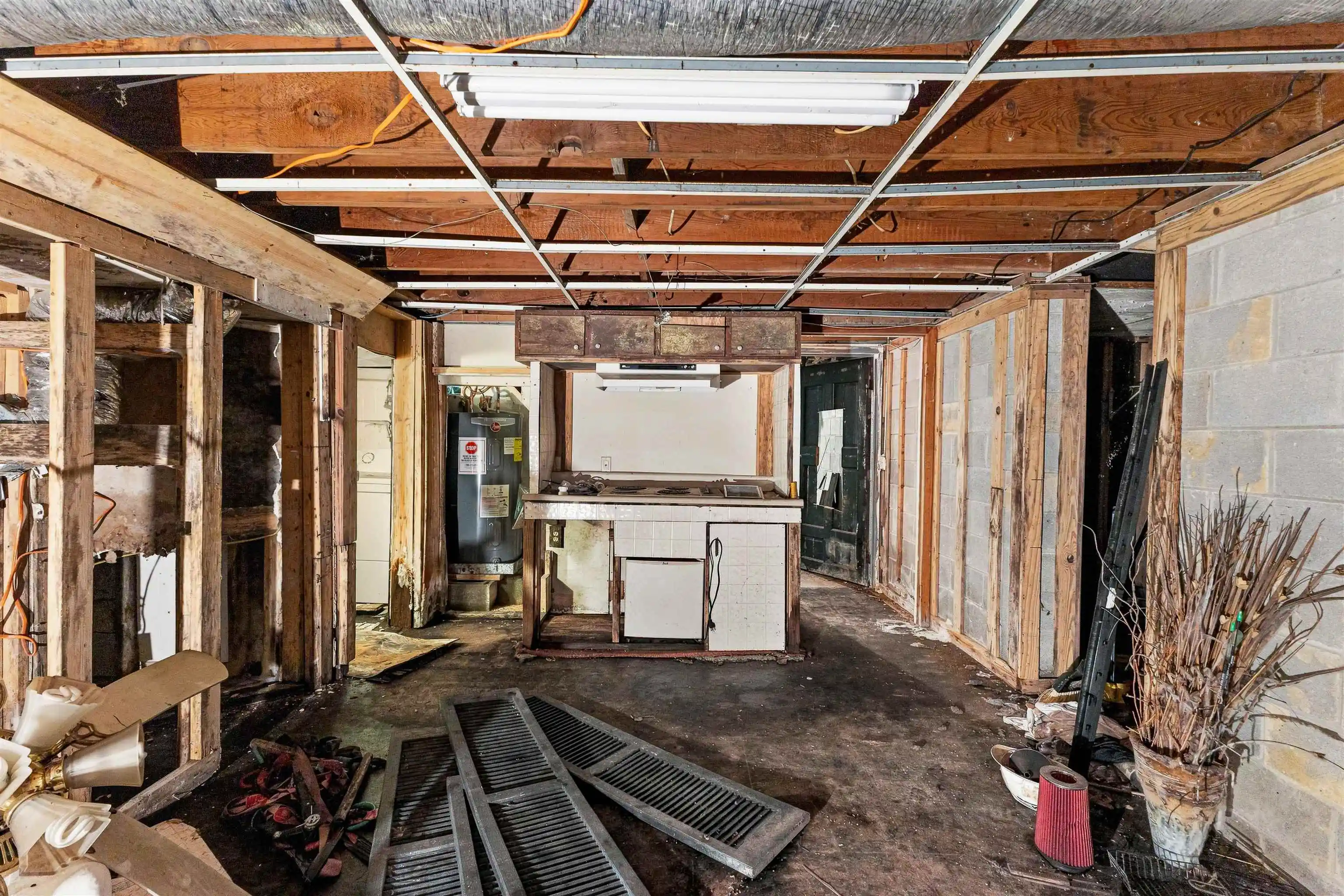 Photo 3 of Single family home for sale at 1108 Allenwood Dr, Ashland City, TN 37015 | MLS# 10230447 | Listing updated on 2026-09-15