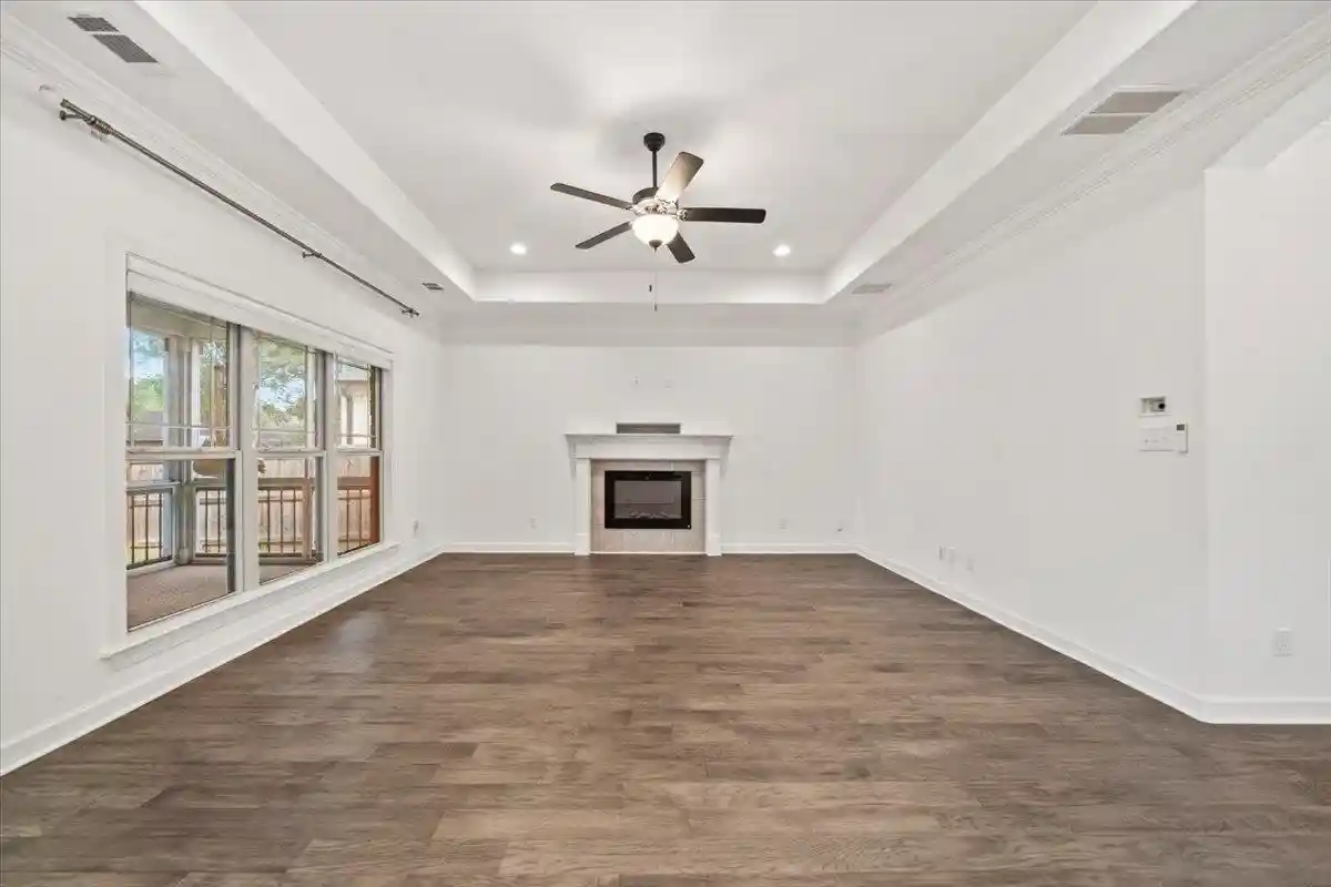 Photo 2 of Single family home for sale at 7916 Country Lake Dr, Bartlett, TN 38133 | MLS# 10230462 | Listing updated on 2026-09-15