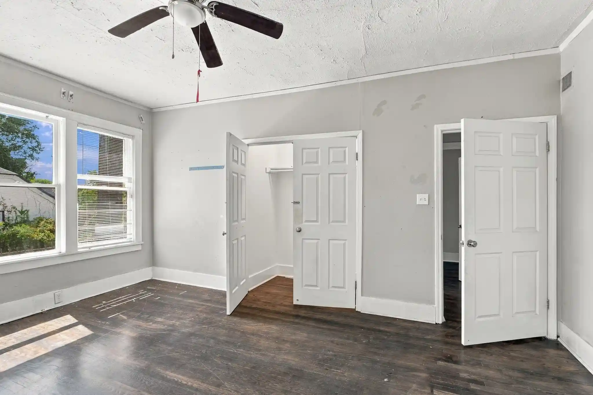 Photo 3 of Single family home for sale at 867 Maple Dr, Memphis, TN 38108 | MLS# 10230463 | Listing updated on 2026-09-15
