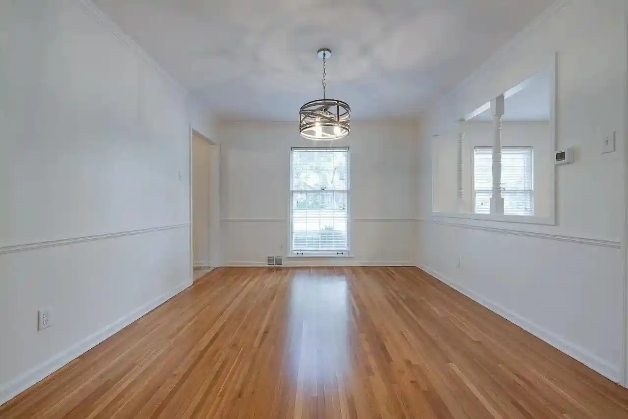 Photo 3 of Single family home for sale at 2121 Abergeldie Dr, Memphis, TN 38119 | MLS# 10230471 | Listing updated on 2026-09-16