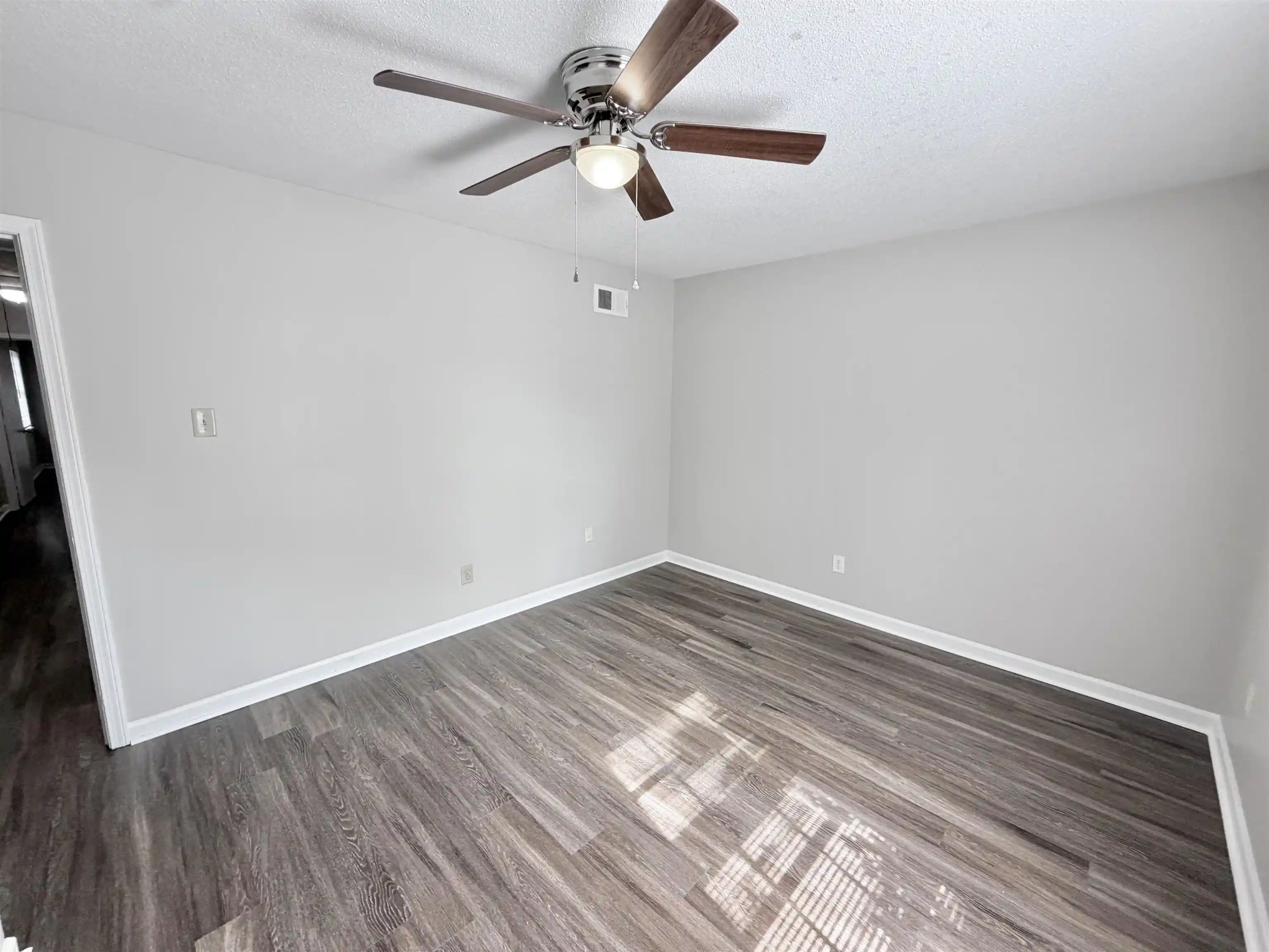 Photo 2 of Single family home for sale at 3361 Foxwood Dr, Memphis, TN 38115 | MLS# 10230475 | Listing updated on 2026-09-15