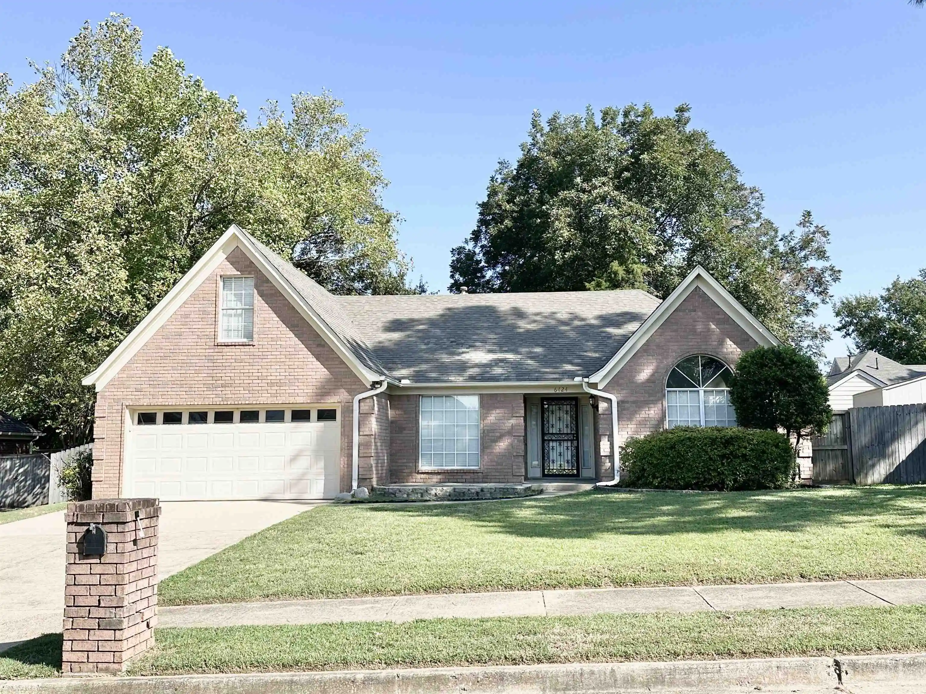 Photo 1 of Single family home for sale at 6424 Belmont Dr, Bartlett, TN 38135 | MLS# 10230476 | Listing updated on 2026-09-17