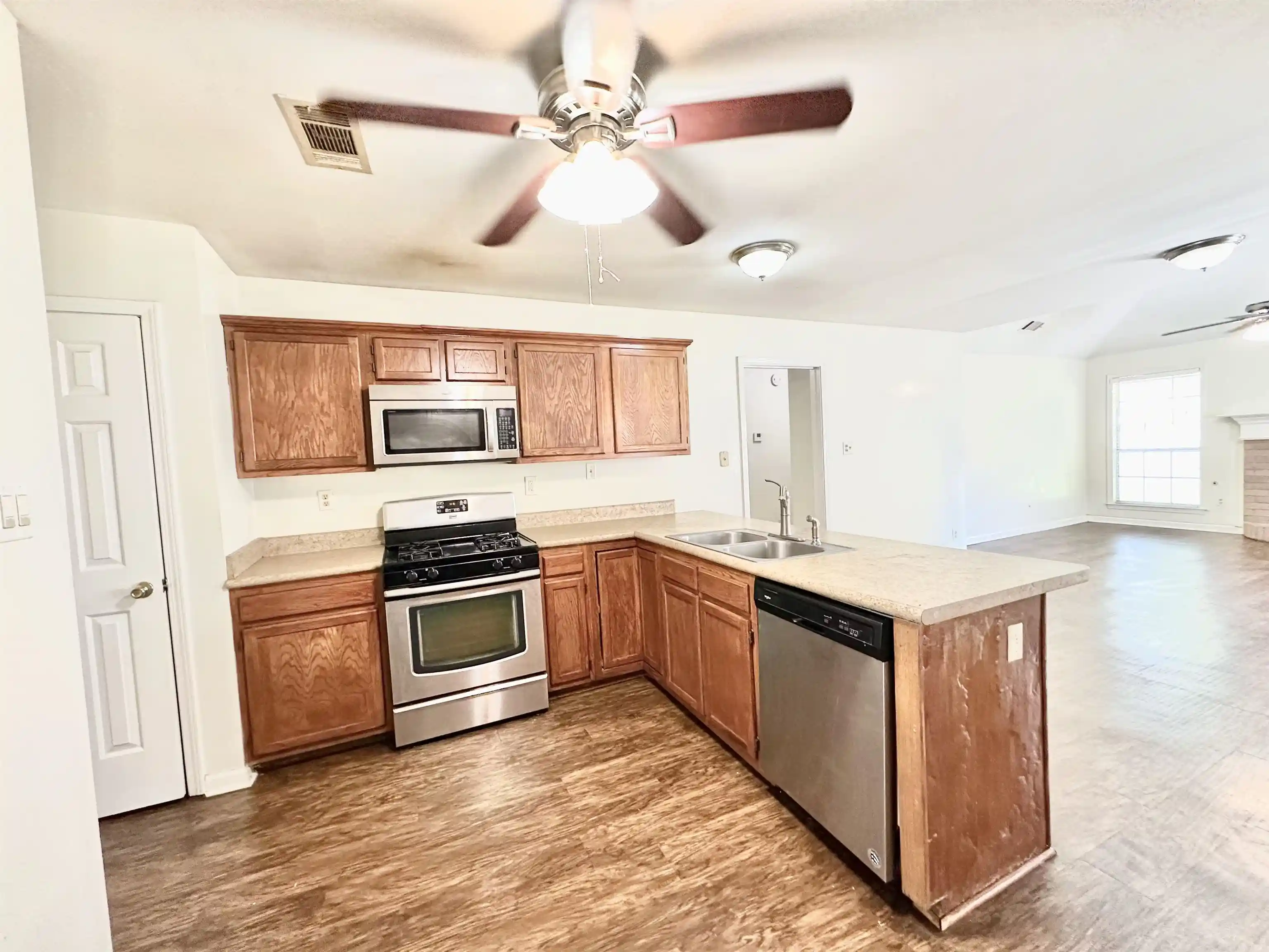 Photo 3 of Single family home for sale at 6424 Belmont Dr, Bartlett, TN 38135 | MLS# 10230476 | Listing updated on 2026-09-17