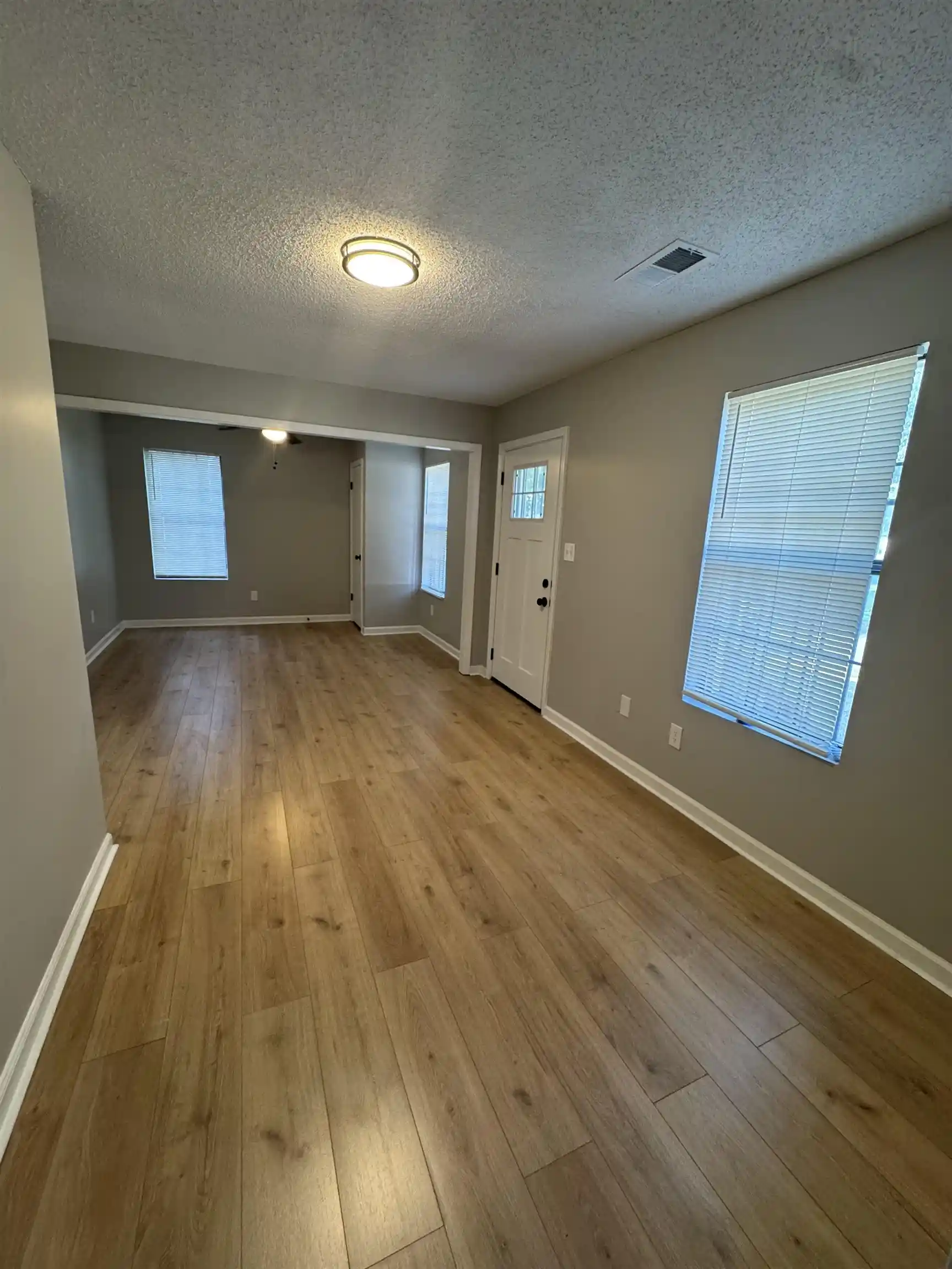 Photo 4 of Single family home for sale at 1971 Belmar St, Memphis, TN 38106 | MLS# 10230487 | Listing updated on 2026-09-16