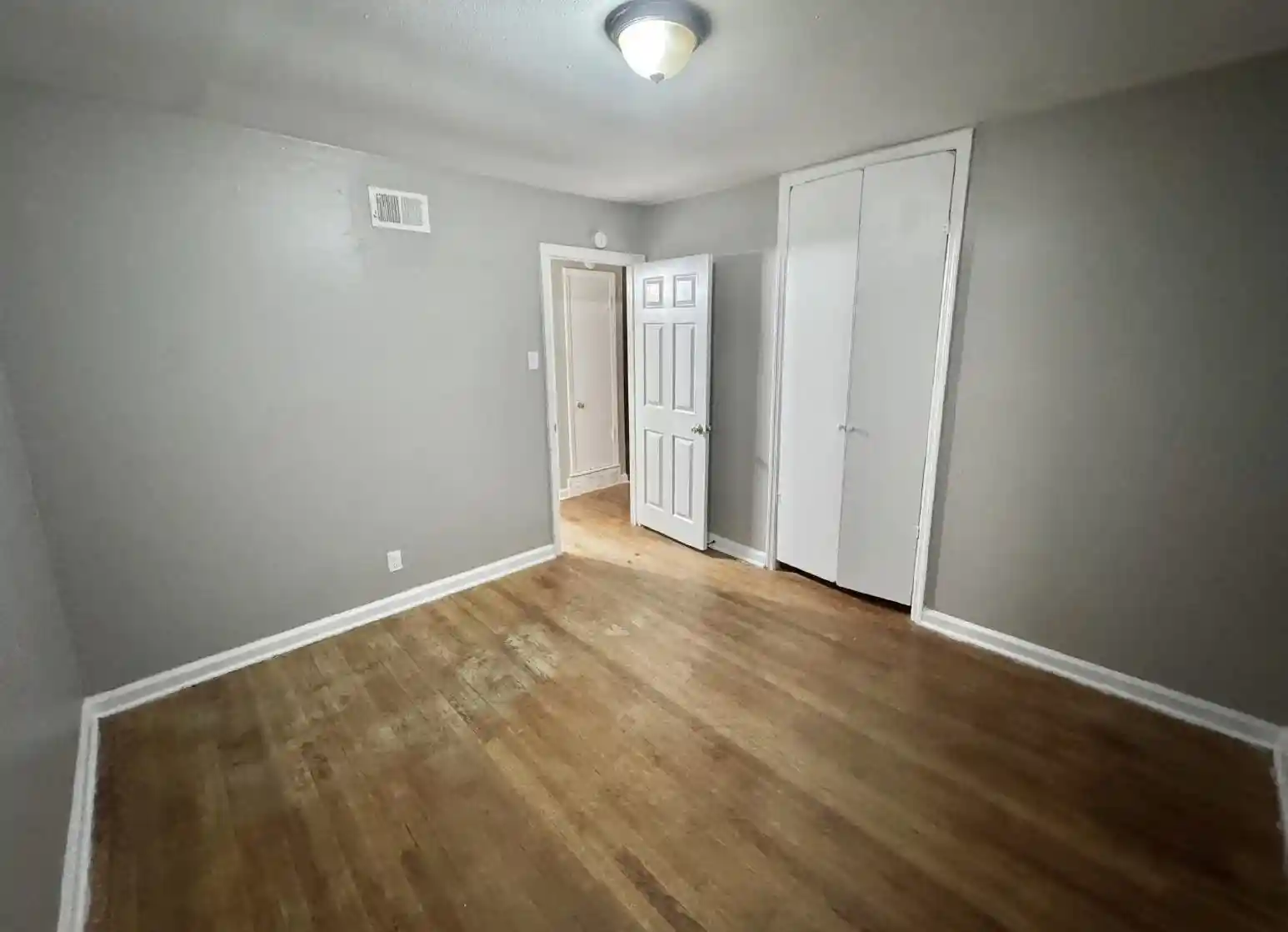 Photo 1 of Single family home for sale at 3588 Hendricks Ave, Memphis, TN 38111 | MLS# 10230495 | Listing updated on 2026-09-16