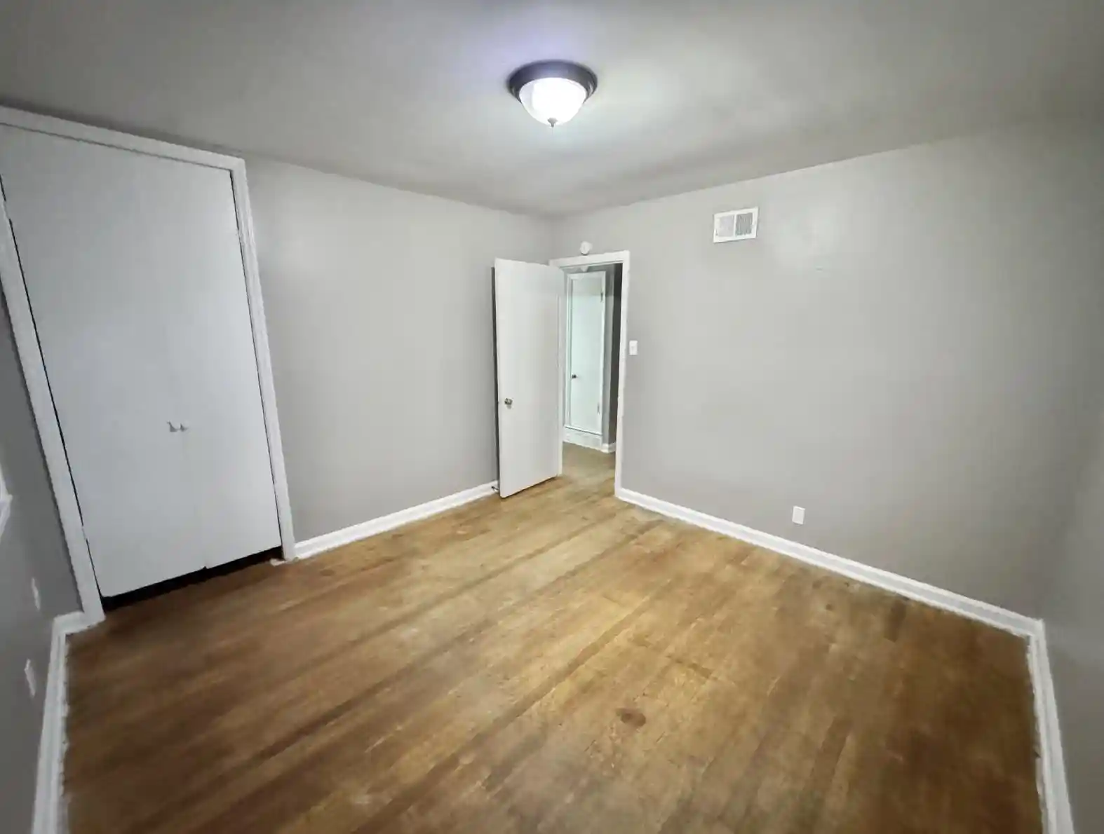 Photo 4 of Single family home for sale at 3588 Hendricks Ave, Memphis, TN 38111 | MLS# 10230495 | Listing updated on 2026-09-16