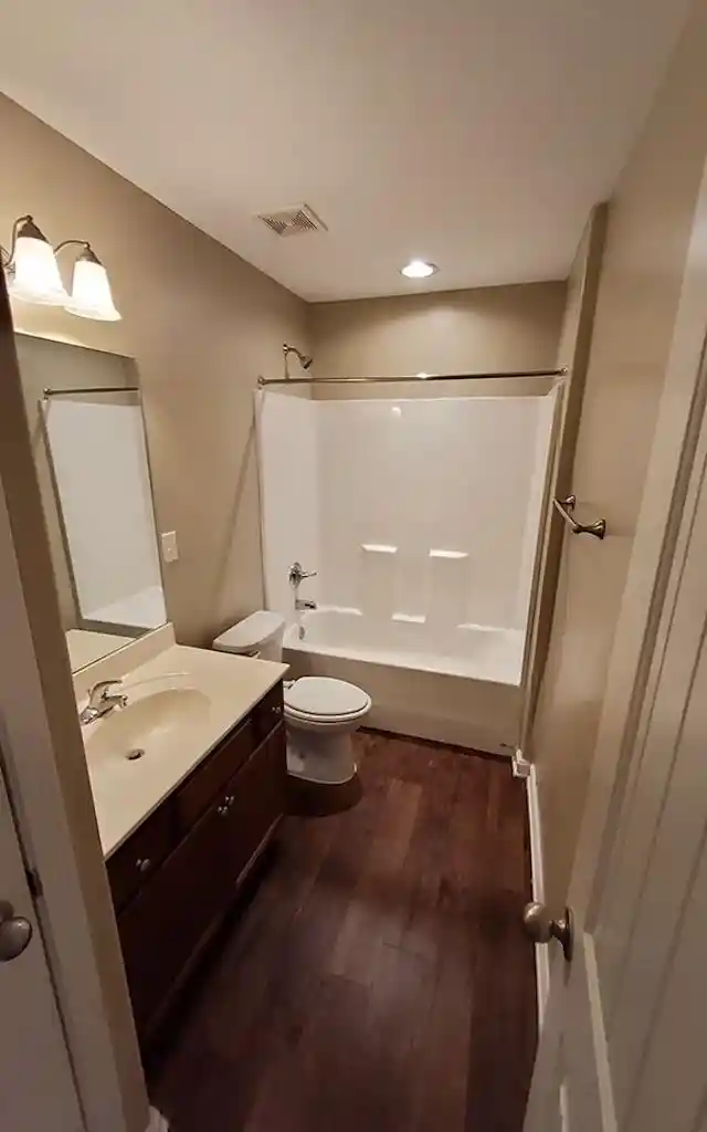Photo 2 of Single family home for sale at 5326 Meegan Dr, Memphis, TN 38135 | MLS# 10230549 | Listing updated on 2026-09-16