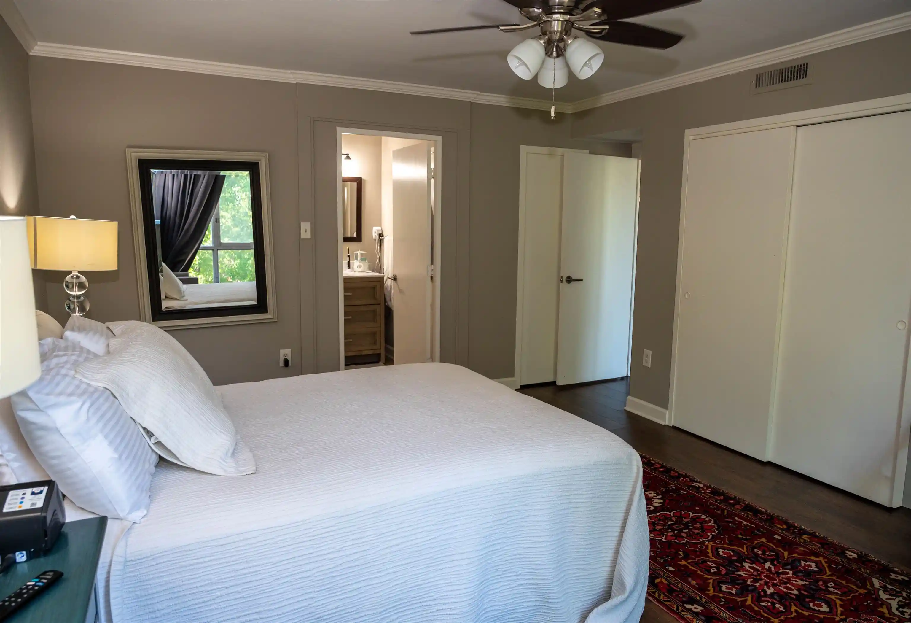 Photo 4 of Condo for sale at 3080 Walnut Grv Rd #406, Memphis, TN 38111 | MLS# 10230557 | Listing updated on 2026-09-23