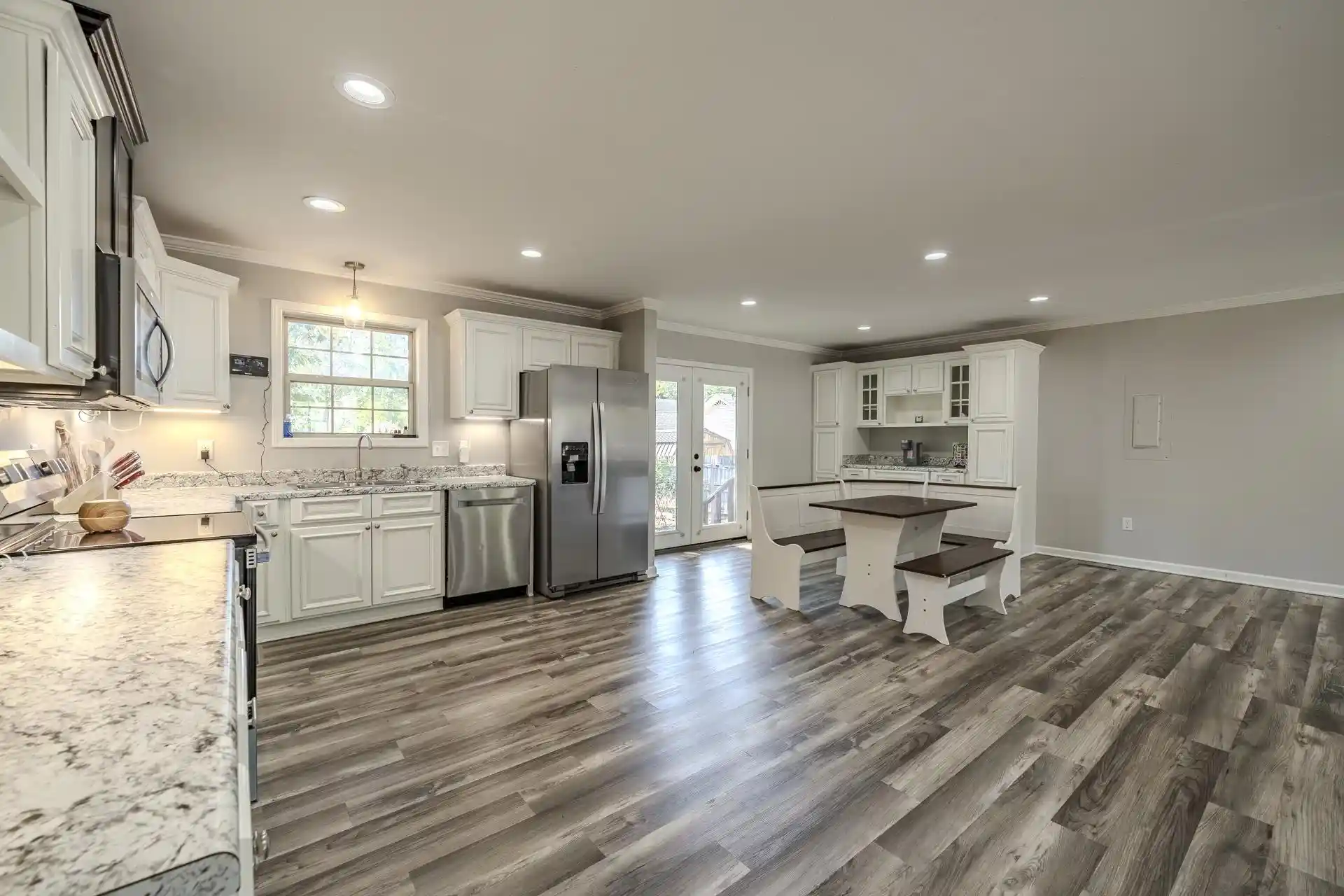 Photo 2 of Single family home for sale at 480 Barker Dr, Savannah, TN 38372 | MLS# 10230567 | Listing updated on 2026-09-16