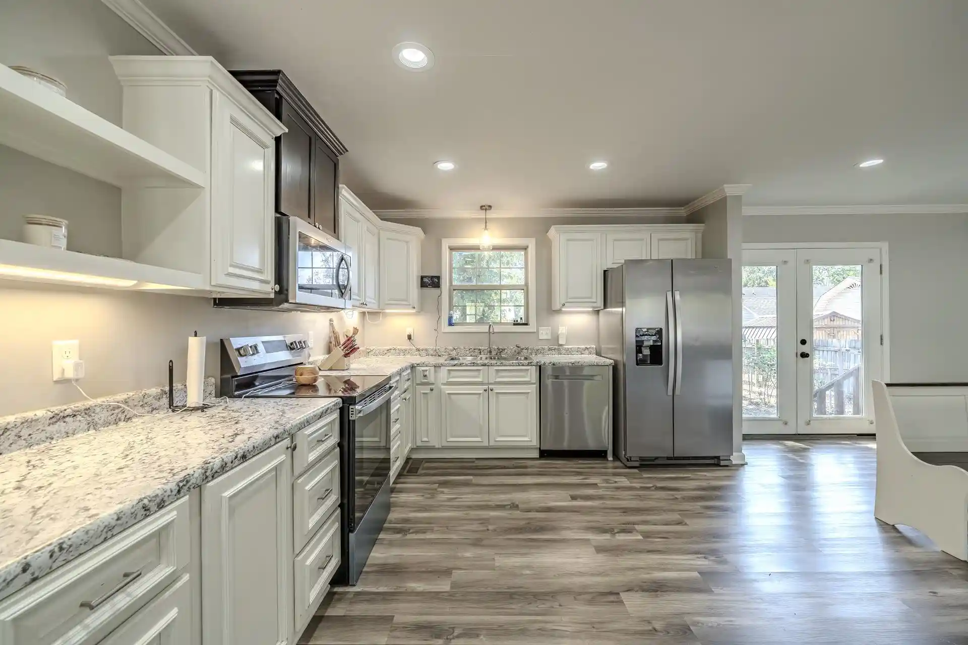 Photo 3 of Single family home for sale at 480 Barker Dr, Savannah, TN 38372 | MLS# 10230567 | Listing updated on 2026-09-16