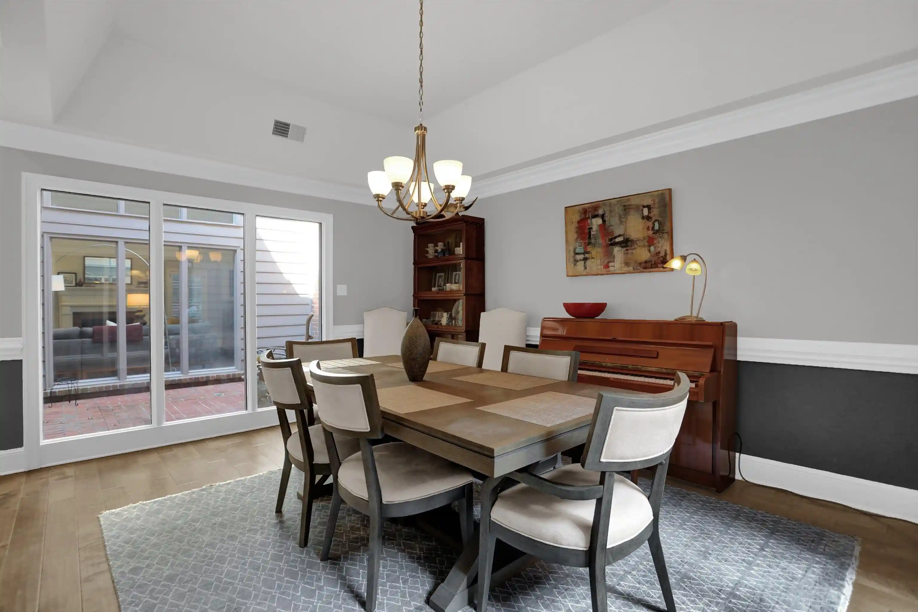 Photo 3 of Townhouse for sale at 498 E Racquet Clb Pl, Memphis, TN 38117 | MLS# 10230568 | Listing updated on 2026-09-18