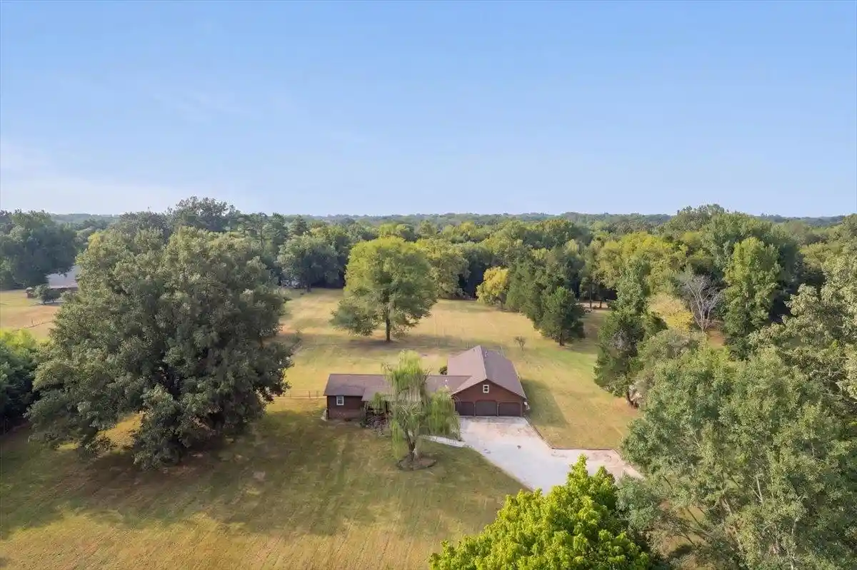 Photo 1 of Single family home for sale at 3101 Ward Rd, Millington, TN 38053 | MLS# 10230570 | Listing updated on 2026-09-17