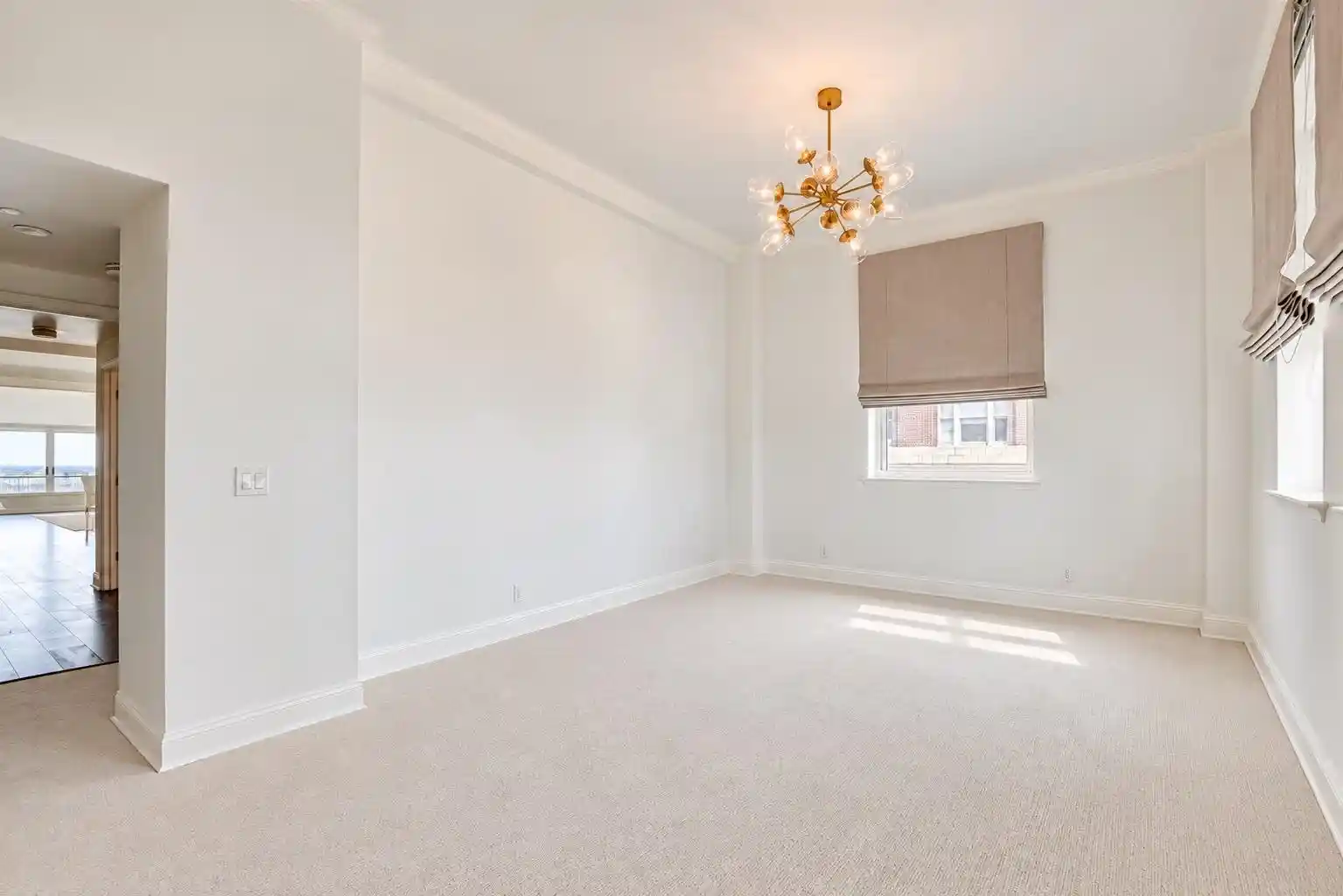 Photo 4 of Condo for sale at 127 Madison Ave #1701, Memphis, TN 38103 | MLS# 10230571 | Listing updated on 2026-09-19