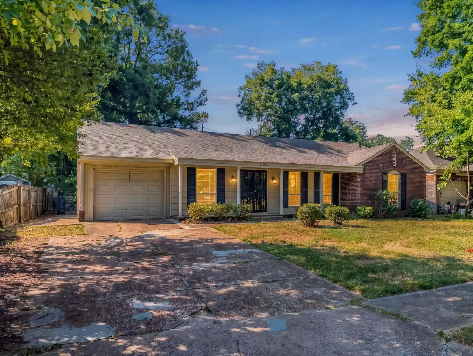 Photo 1 of Single family home for sale at 4871 Summerlane Ave, Memphis, TN 38118 | MLS# 10230589 | Listing updated on 2026-10-01