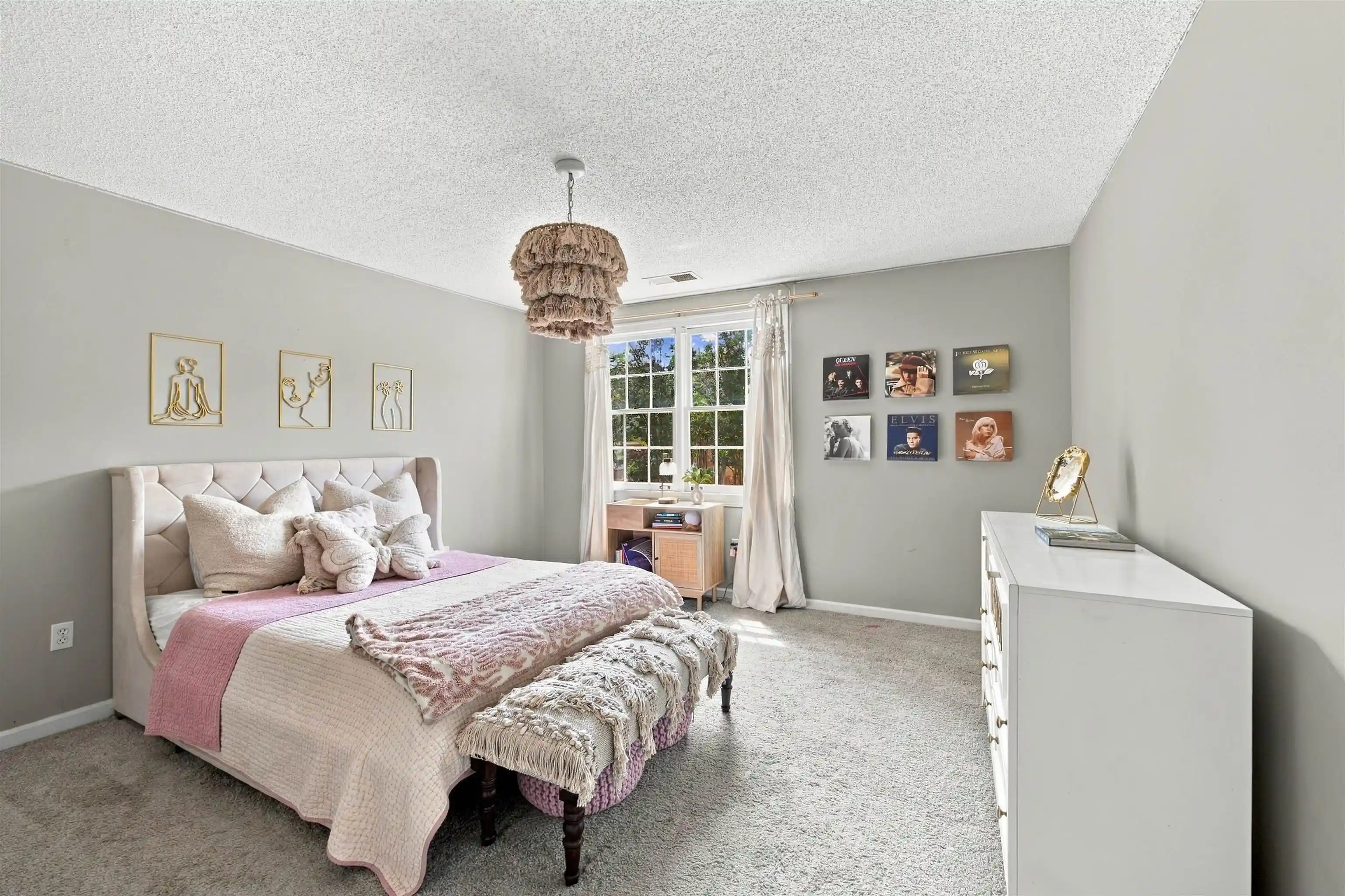 Photo 4 of Single family home for sale at 8841 Somerset Ln, Germantown, TN 38138 | MLS# 10230595 | Listing updated on 2026-09-17