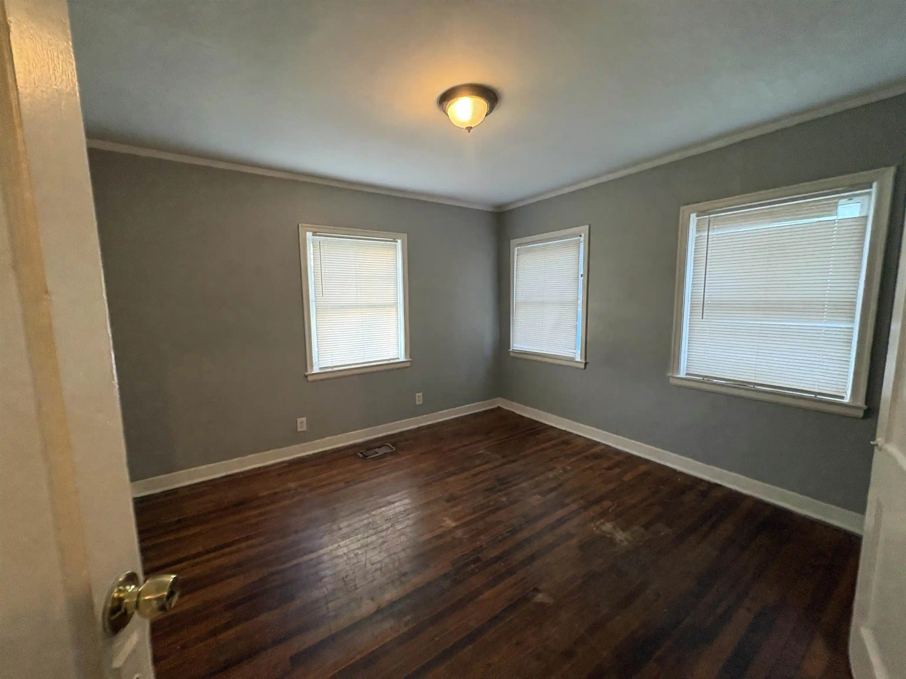 Photo 3 of Single family home for sale at 1117 Railton Rd, Memphis, TN 38111 | MLS# 10230596 | Listing updated on 2026-10-16