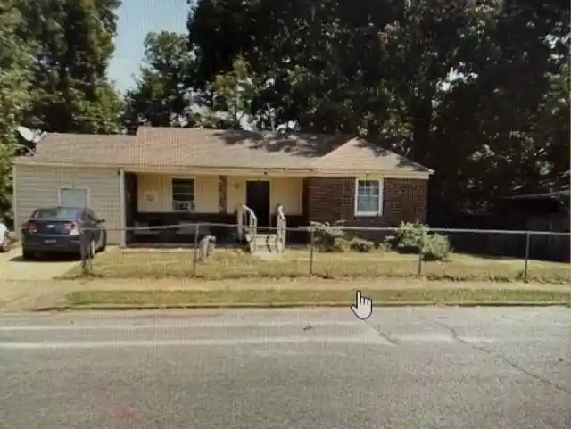 Photo 1 of Single family home for sale at 3102 St Charles Dr, Memphis, TN 38127 | MLS# 10230597 | Listing updated on 2026-09-17