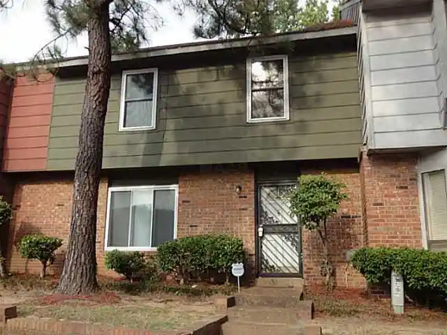 Townhouse for sale at 5273 Chatfield Dr #5273, Memphis, TN 38116 | MLS# 10230609