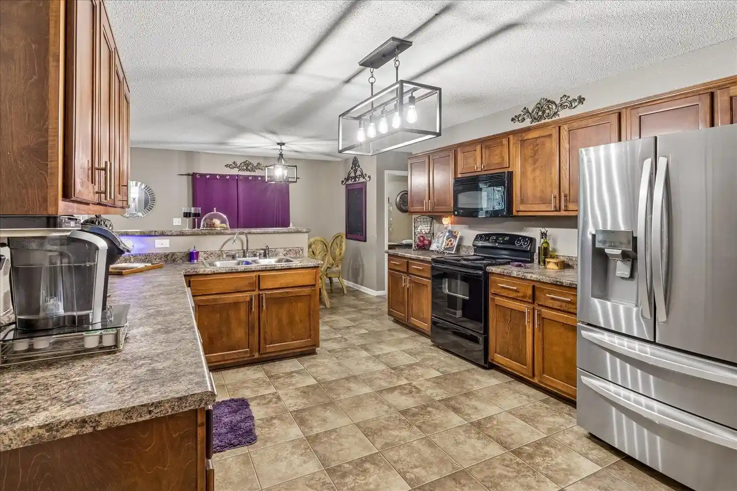 Photo 3 of Single family home for sale at 5073 Stone Shadows Dr, Memphis, TN 38125 | MLS# 10230616 | Listing updated on 2026-10-07