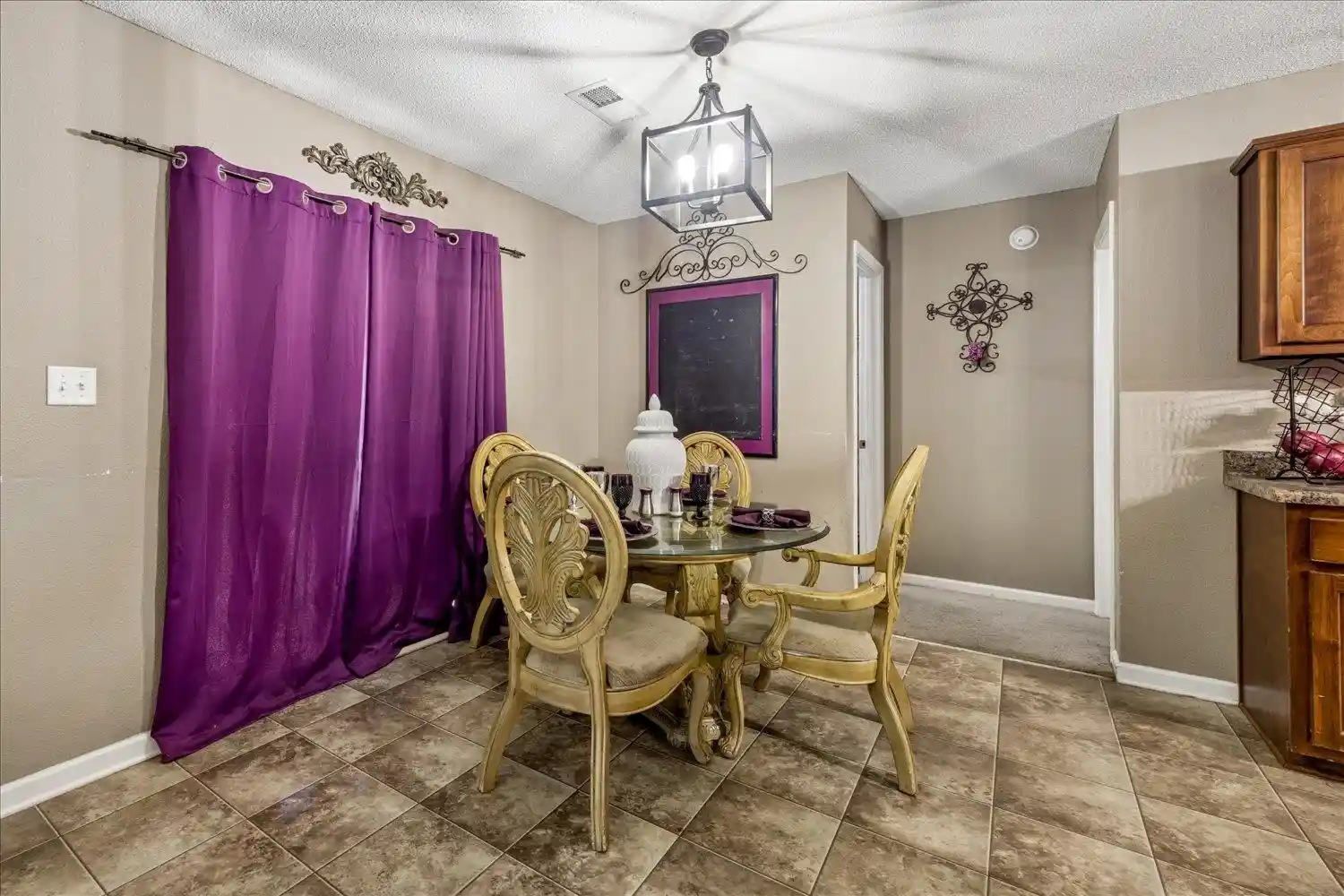 Photo 4 of Single family home for sale at 5073 Stone Shadows Dr, Memphis, TN 38125 | MLS# 10230616 | Listing updated on 2026-10-07