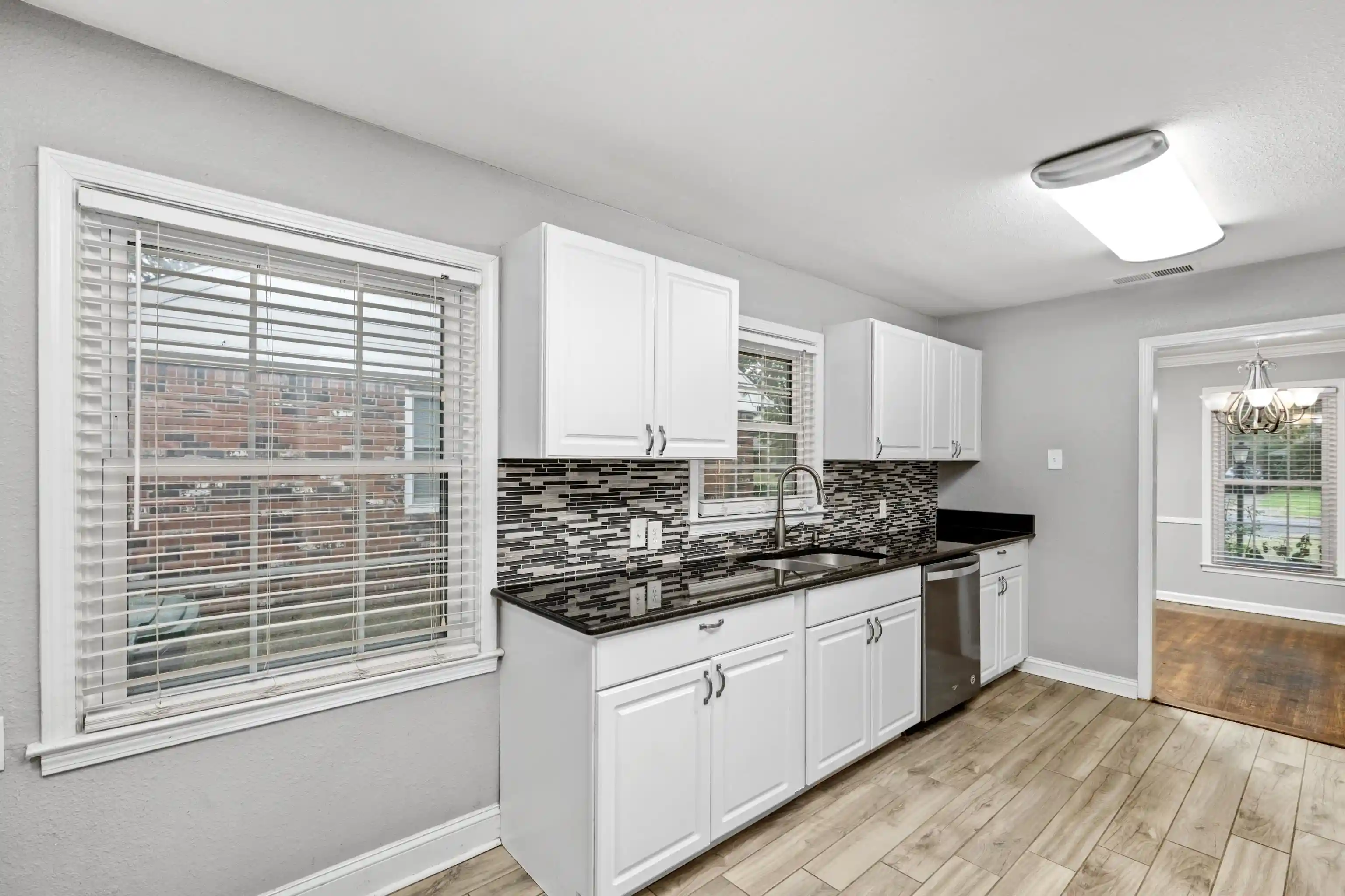 Photo 2 of Single family home for sale at 1621 Vera Cruz St, Memphis, TN 38117 | MLS# 10230617 | Listing updated on 2026-10-08