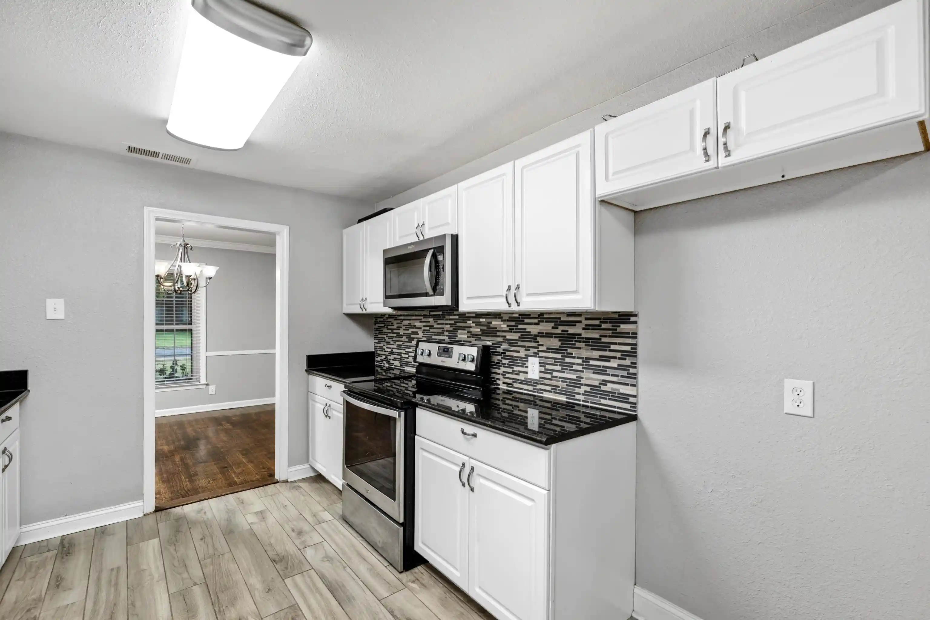 Photo 3 of Single family home for sale at 1621 Vera Cruz St, Memphis, TN 38117 | MLS# 10230617 | Listing updated on 2026-10-08