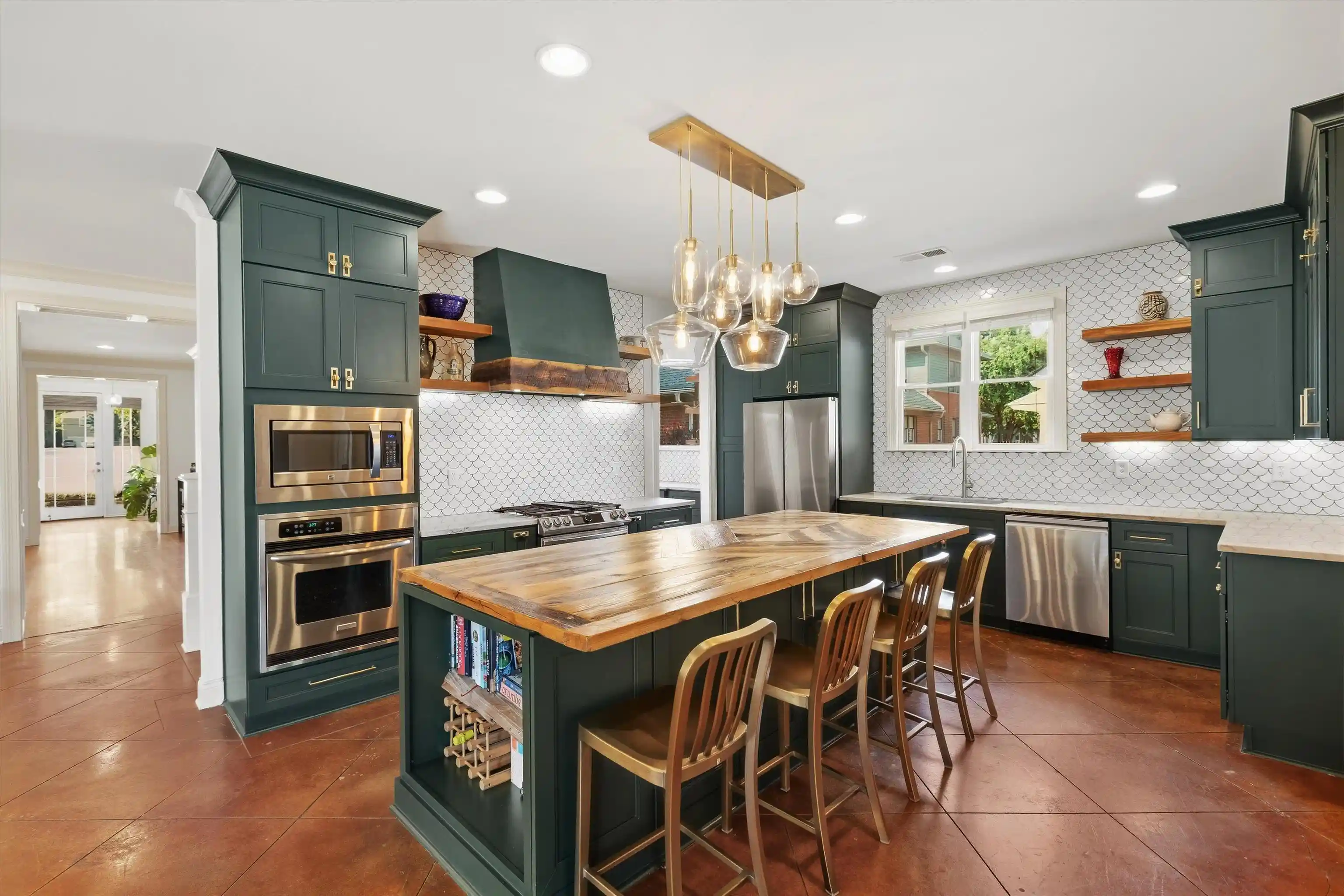 Photo 3 of Single family home for sale at 336 N Willett St, Memphis, TN 38112 | MLS# 10230634 | Listing updated on 2026-09-24