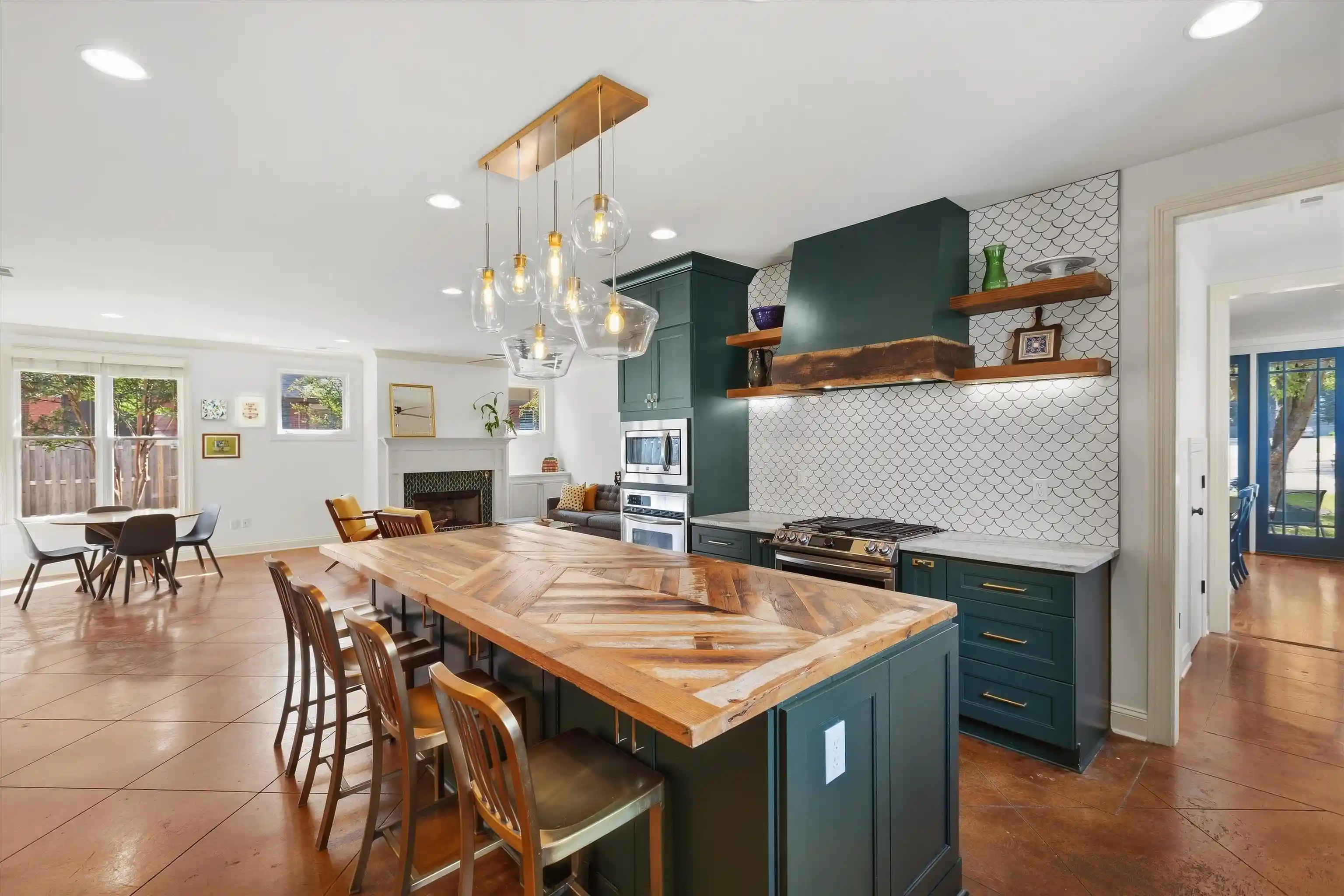 Photo 4 of Single family home for sale at 336 N Willett St, Memphis, TN 38112 | MLS# 10230634 | Listing updated on 2026-09-24