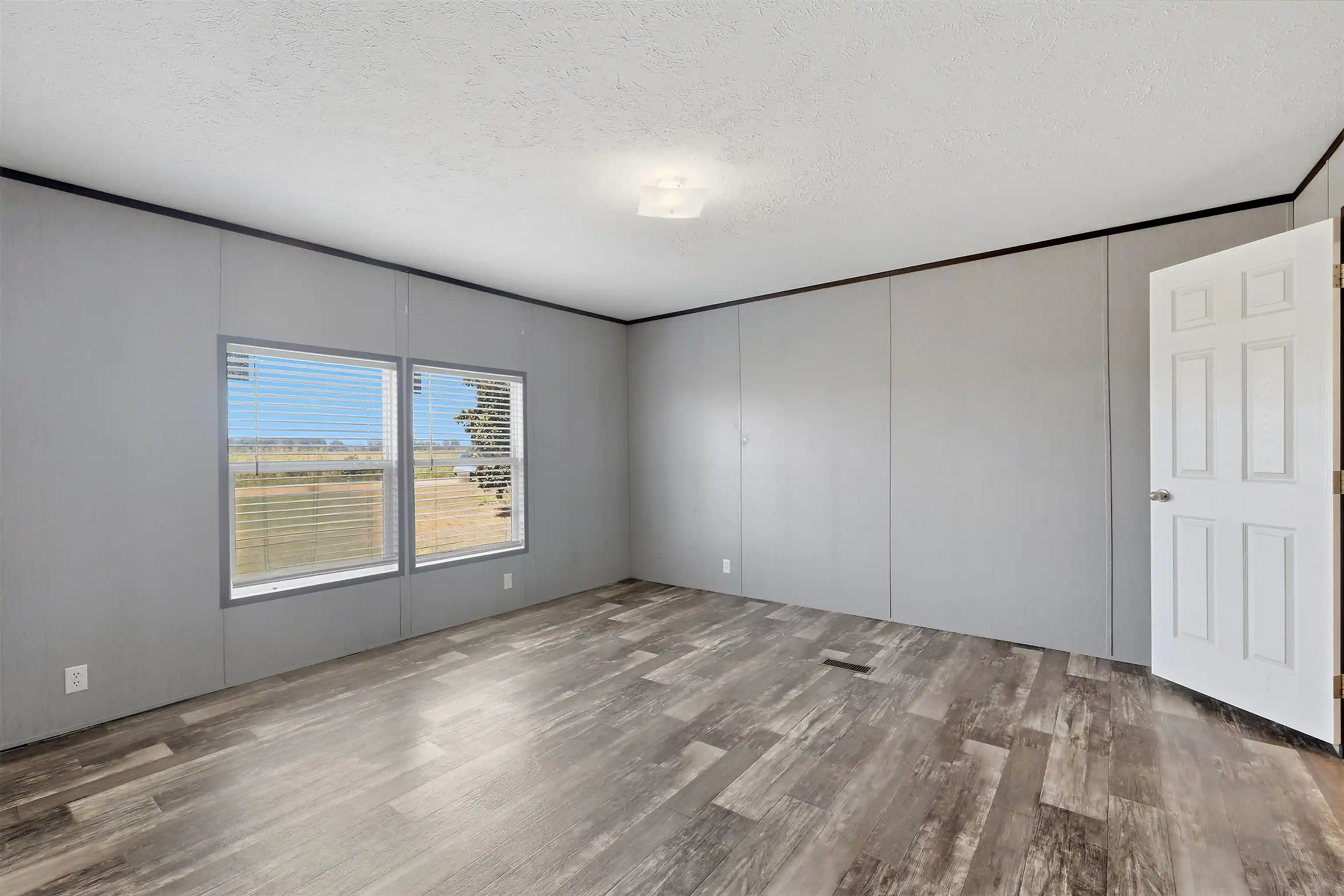 Photo 3 of Single family home for sale at 664 Rialto Rd, Covington, TN 38019 | MLS# 10230651 | Listing updated on 2026-09-18