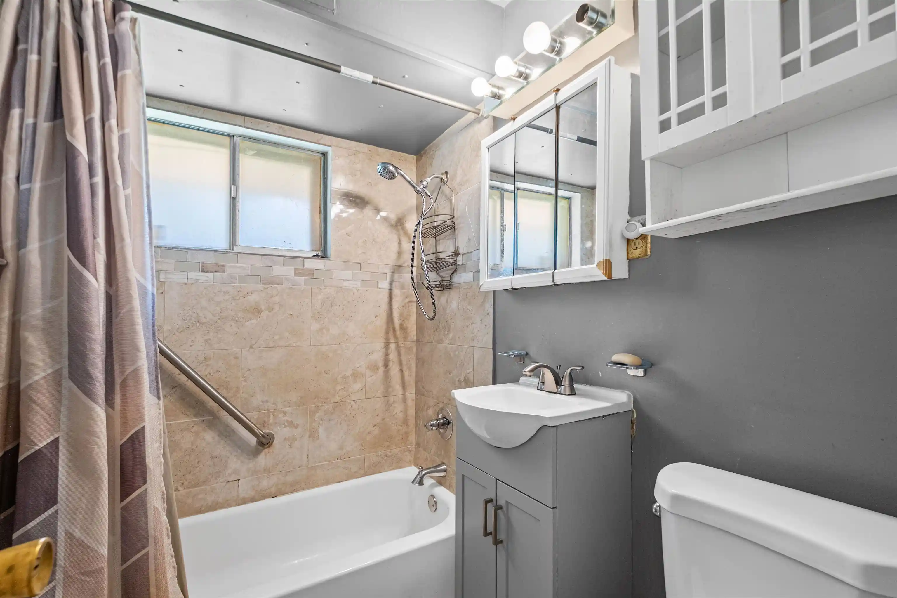 Photo 3 of Sale Pending at 1949 Danberry Ave, Memphis, TN 38116 | MLS# 10230658 | Listing updated on 2026-09-22