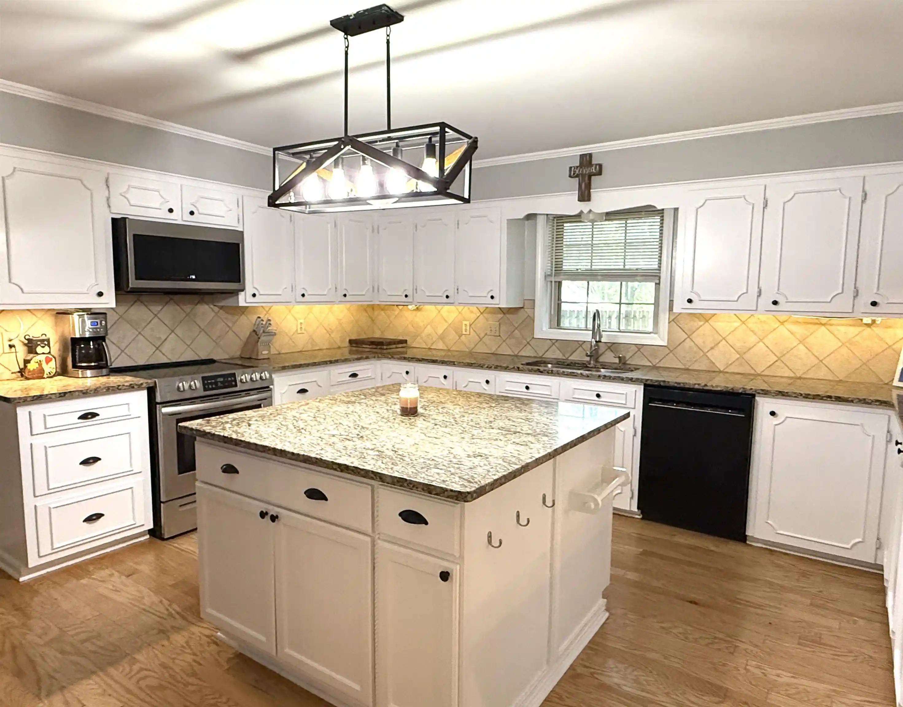 Photo 2 of Single family home for sale at 1603 Westlake Ave, Dyersburg, TN 38024 | MLS# 10230661 | Listing updated on 2026-09-18