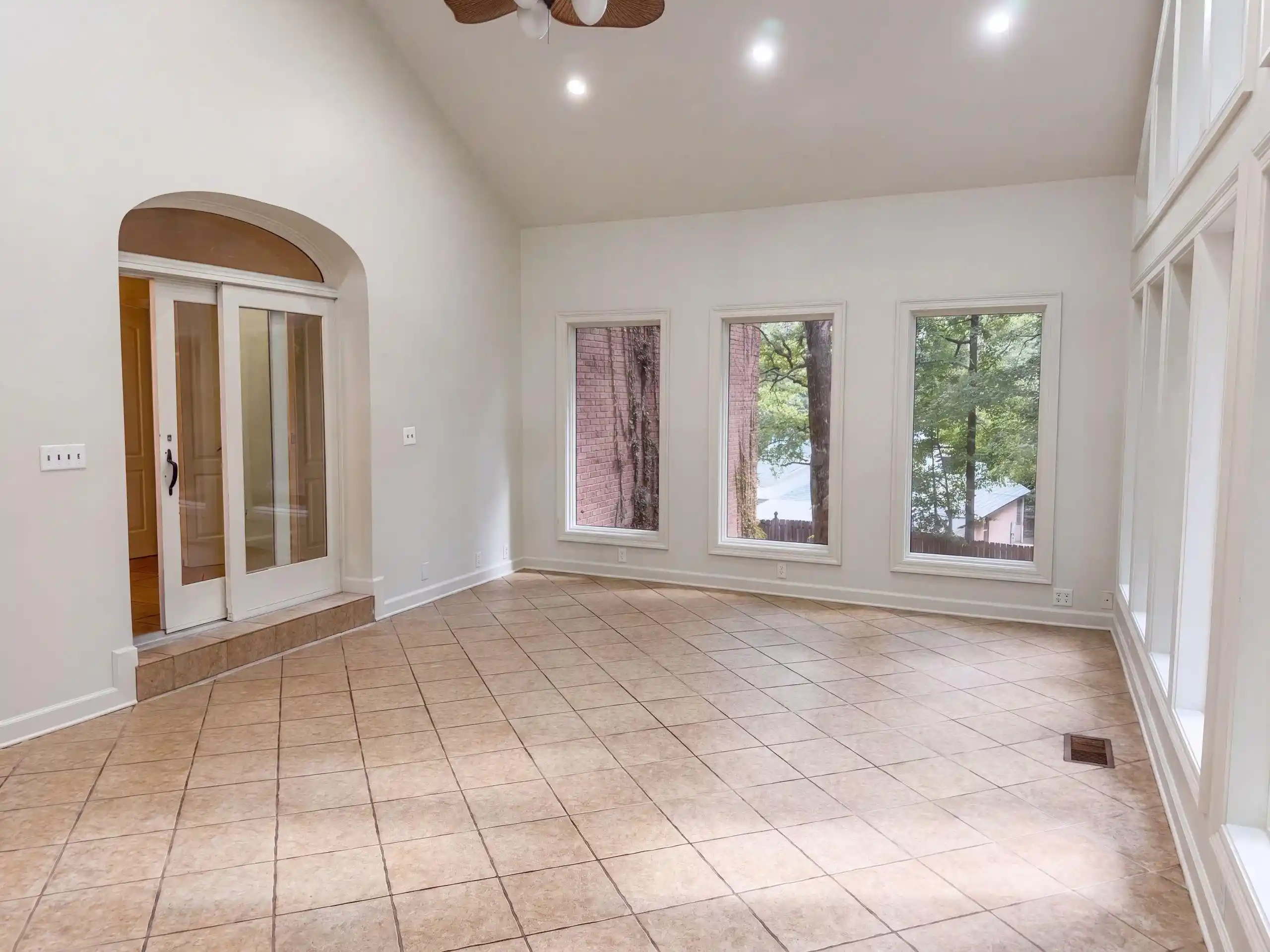Photo 3 of Sale Pending at 675 Jenny Rd, Selmer, TN 38375 | MLS# 10230663 | Listing updated on 2026-10-08
