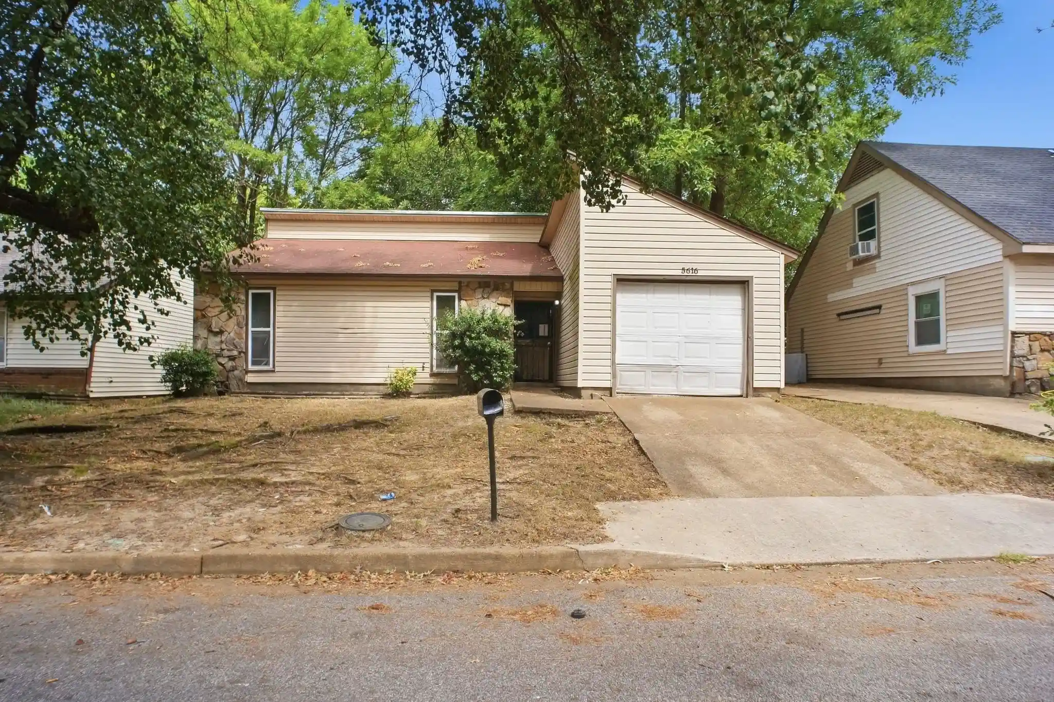 Photo 1 of Single family home for sale at 5616 Maple Tree Dr, Memphis, TN 38115 | MLS# 10230666 | Listing updated on 2026-09-18