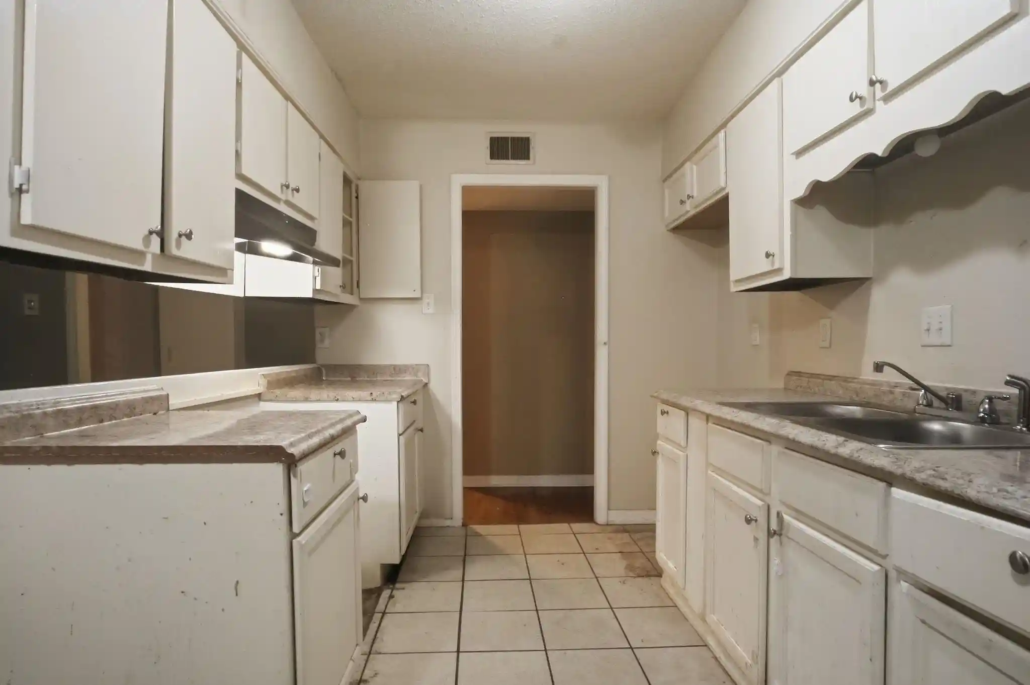 Photo 4 of Single family home for sale at 5616 Maple Tree Dr, Memphis, TN 38115 | MLS# 10230666 | Listing updated on 2026-09-18