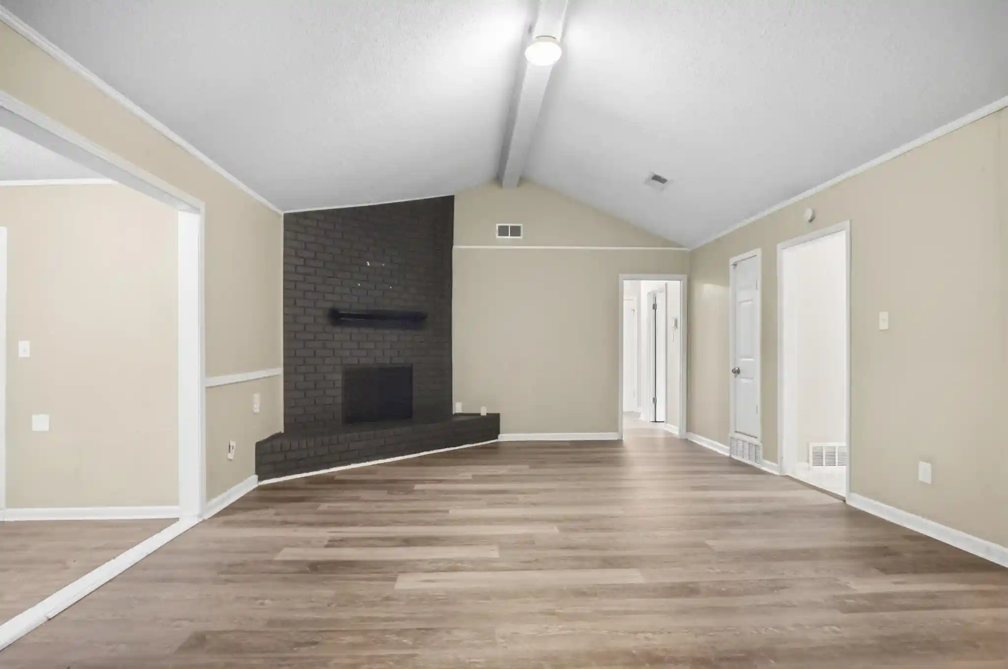 Photo 3 of Single family home for sale at 5324 Plover Dr, Memphis, TN 38127 | MLS# 10230670 | Listing updated on 2026-10-29
