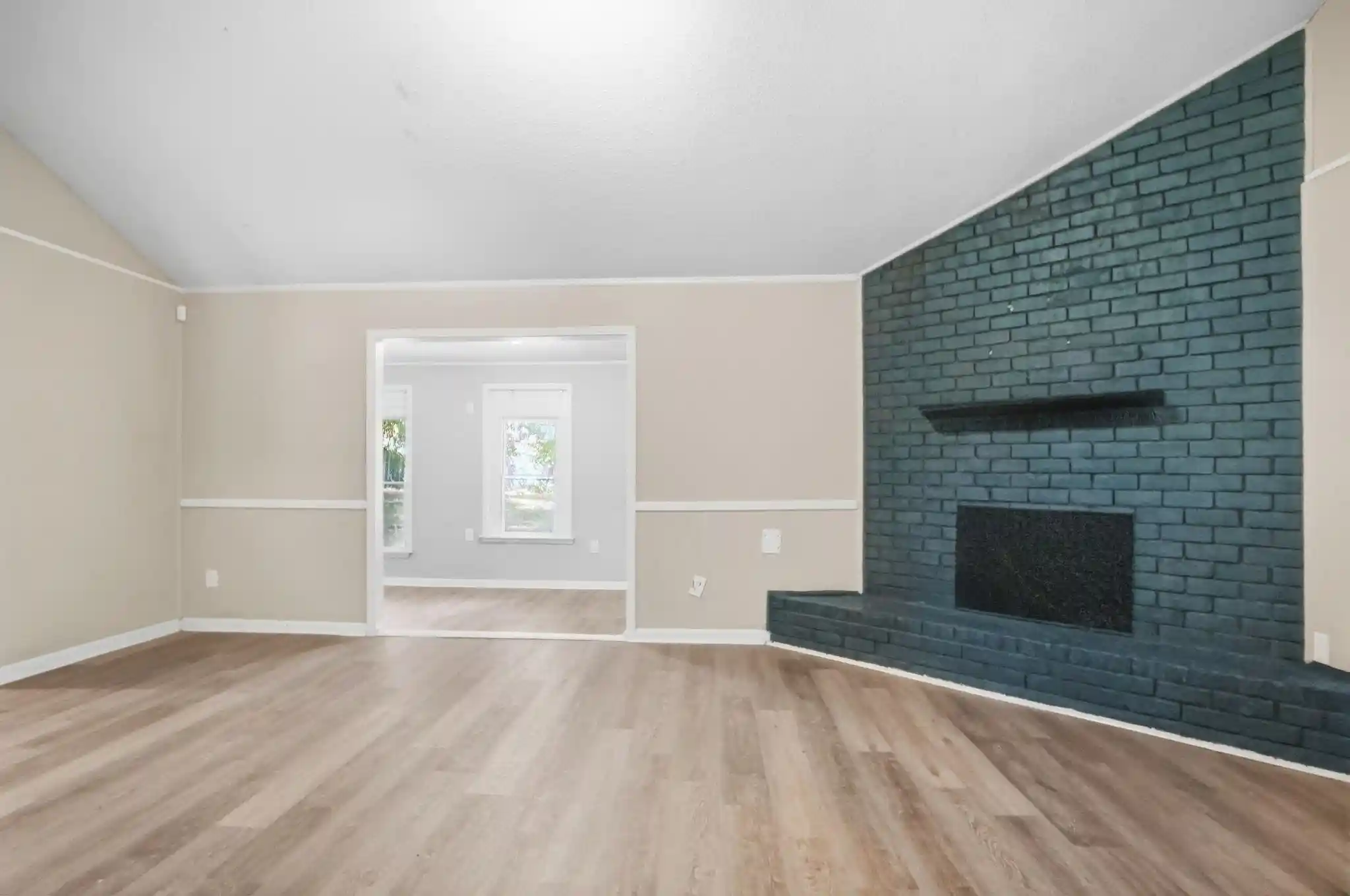 Photo 4 of Single family home for sale at 5324 Plover Dr, Memphis, TN 38127 | MLS# 10230670 | Listing updated on 2026-10-29