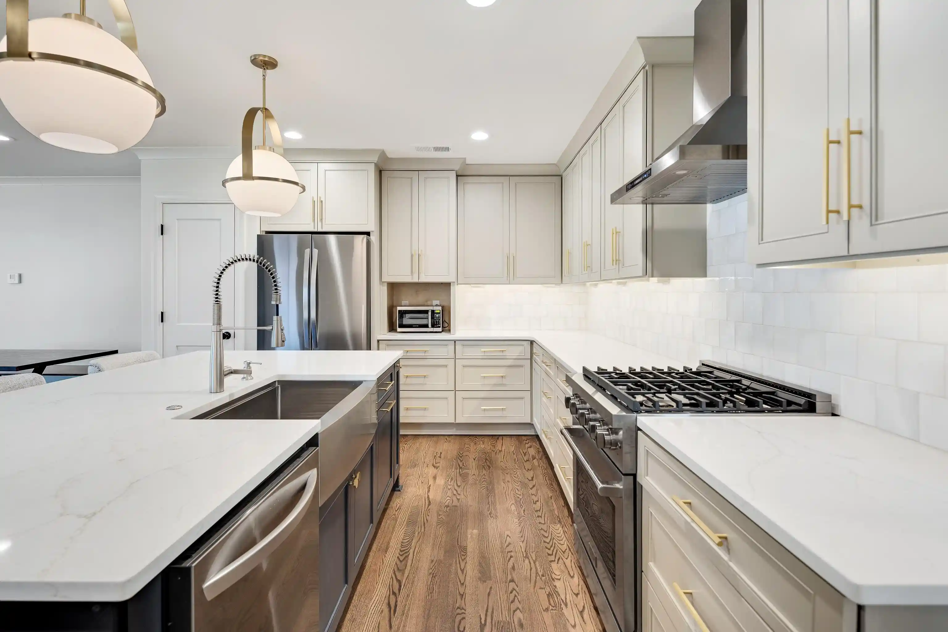 Photo 3 of Single family home for sale at 3697 Charleswood Ave, Memphis, TN 38122 | MLS# 10230674 | Listing updated on 2026-09-24