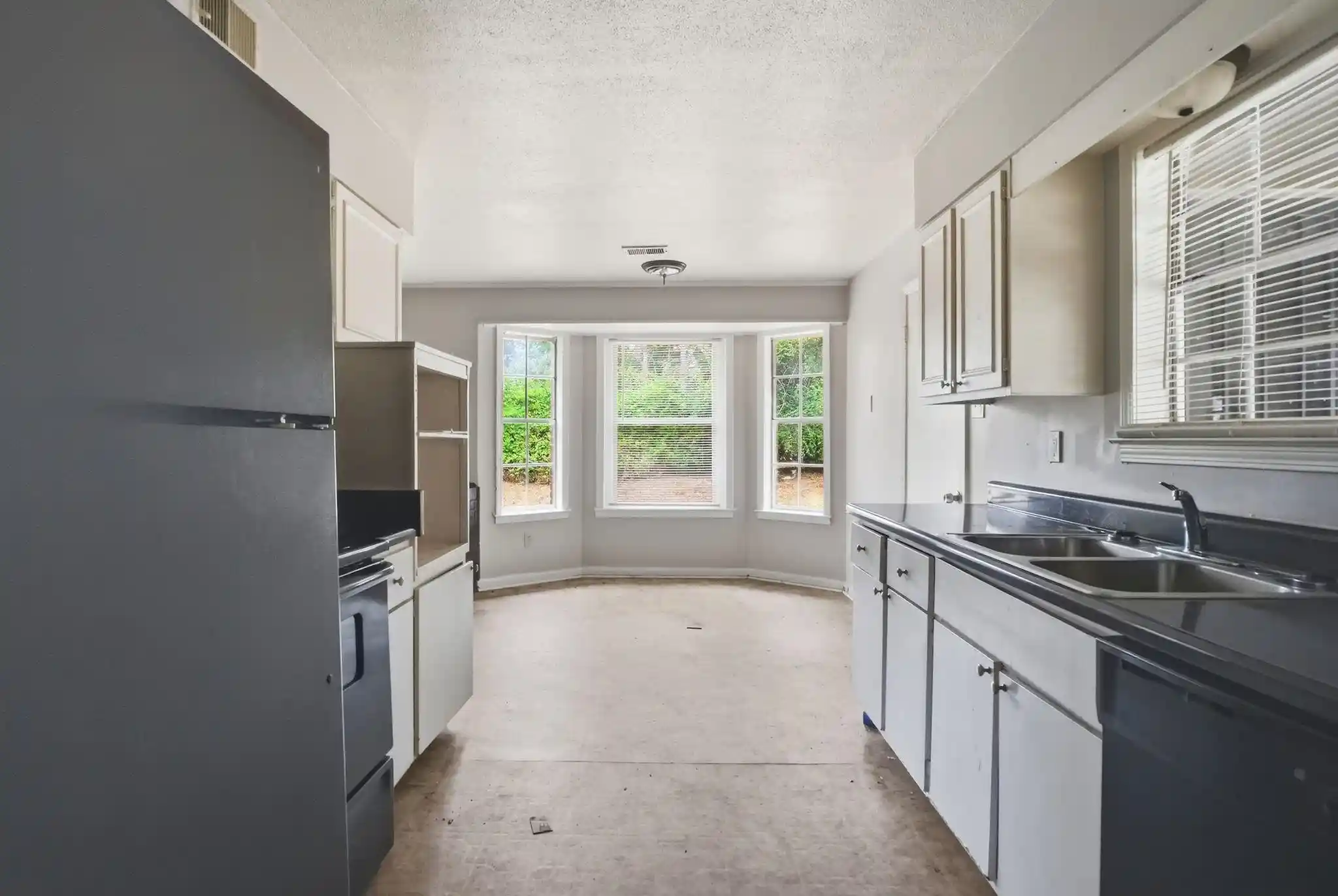 Photo 3 of Sale Pending at 3621 Tulip Tree Cv, Memphis, TN 38115 | MLS# 10230681 | Listing updated on 2026-09-25
