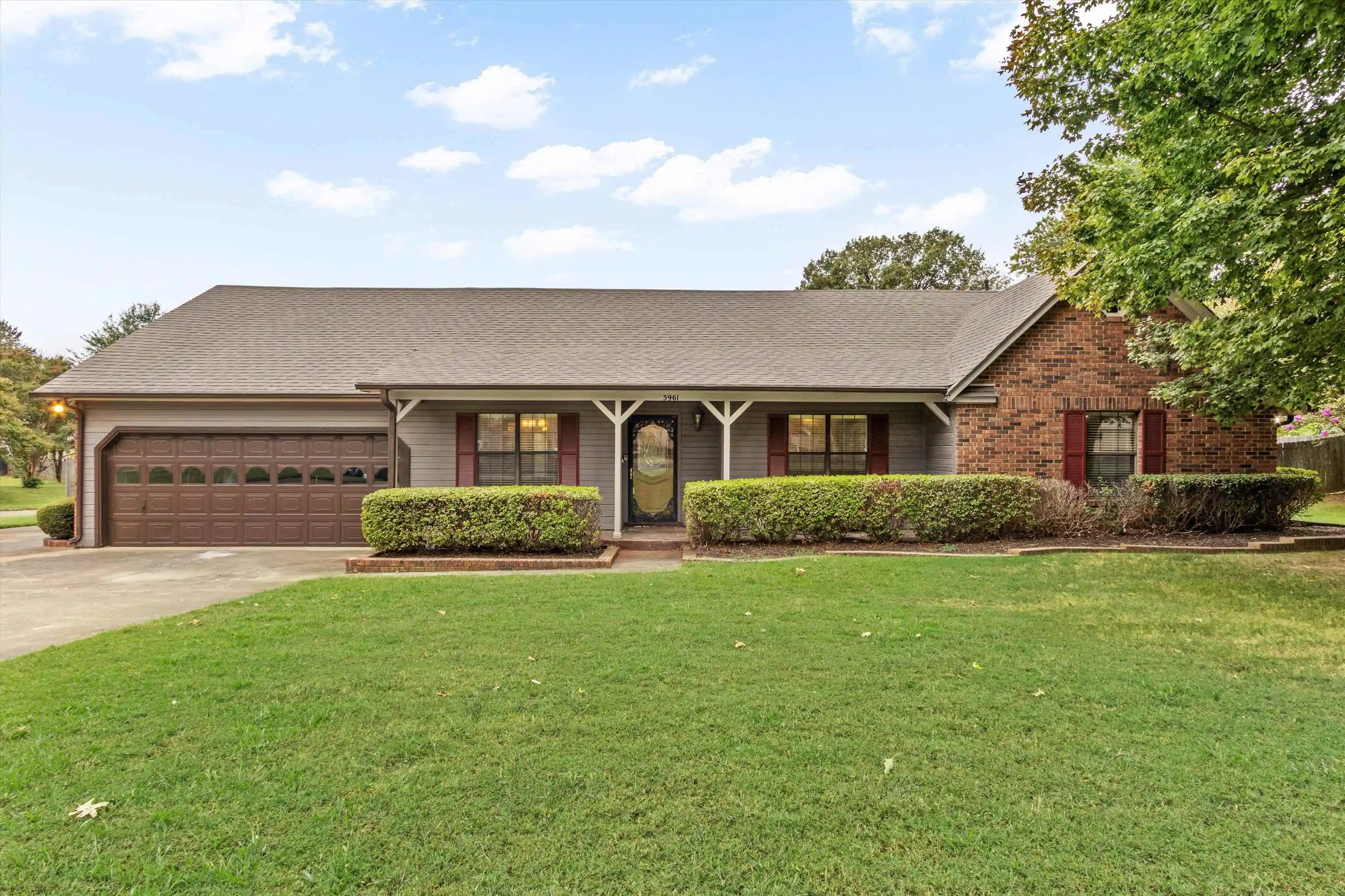Photo 1 of Single family home for sale at 3961 Oak Rd, Bartlett, TN 38135 | MLS# 10230684 | Listing updated on 2026-09-24