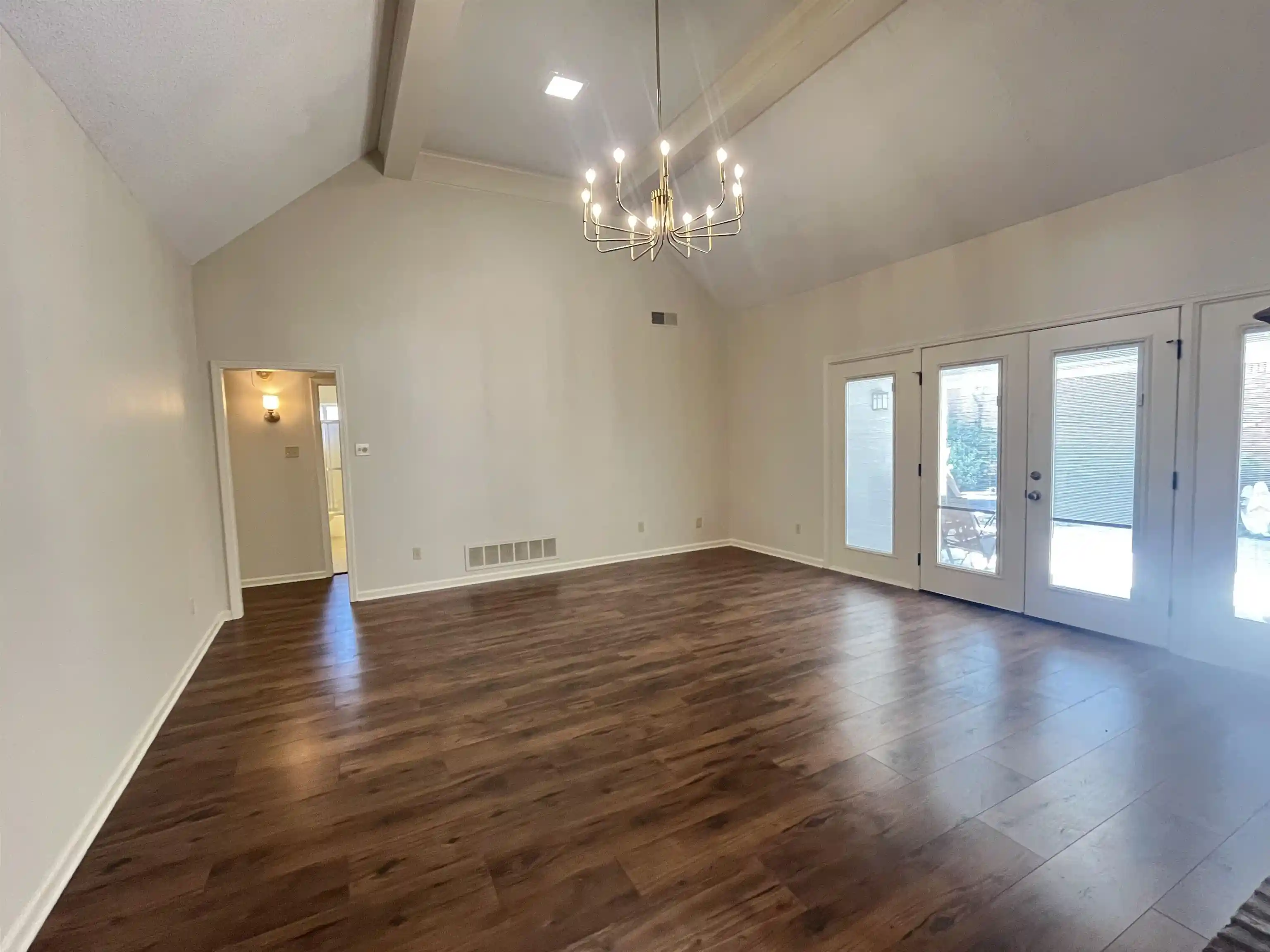 Photo 4 of Single family home for sale at 1915 Allenby Rd, Germantown, TN 38139 | MLS# 10230691 | Listing updated on 2026-09-18