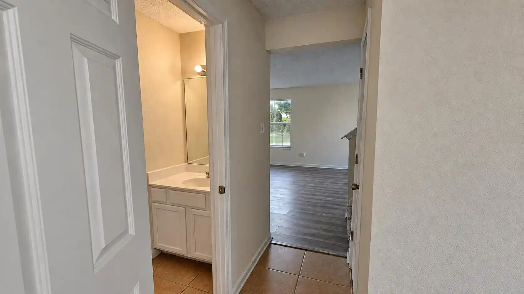 Photo 2 of Single family home for sale at 6928 Naples Dr, Cordova, TN 38018 | MLS# 10230692 | Listing updated on 2026-09-22