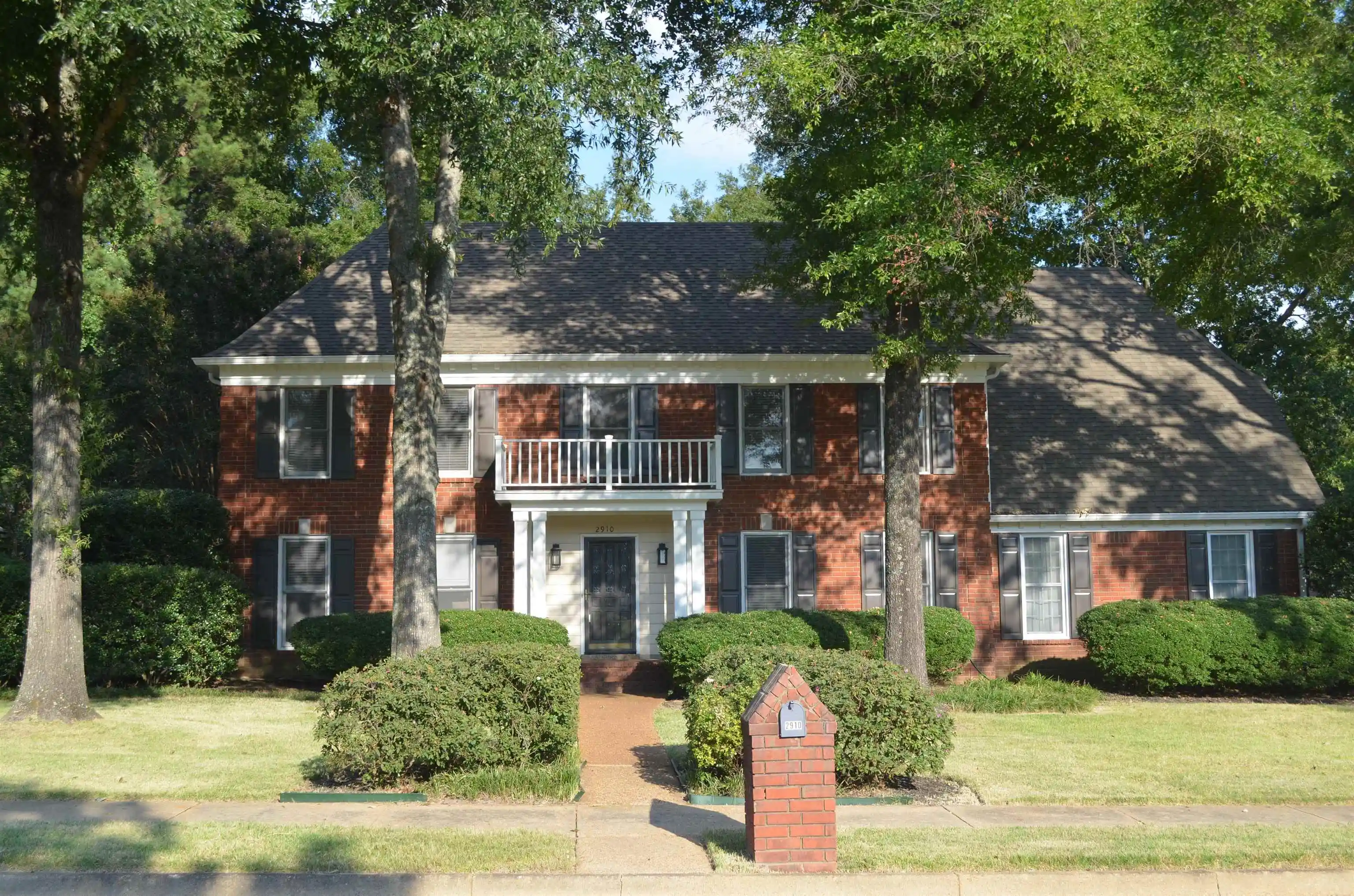 Photo 1 of Single family home for sale at 2910 Belgrave Dr, Germantown, TN 38138 | MLS# 10230702 | Listing updated on 2026-09-18